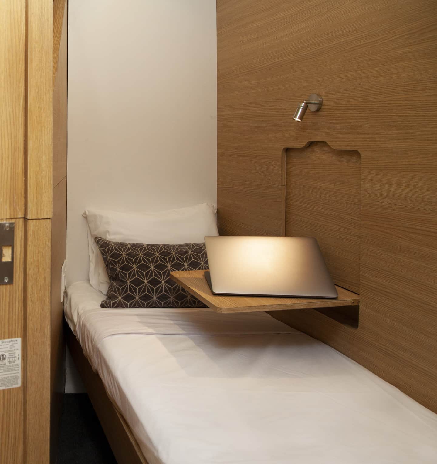Sleepbox Lounge IAD