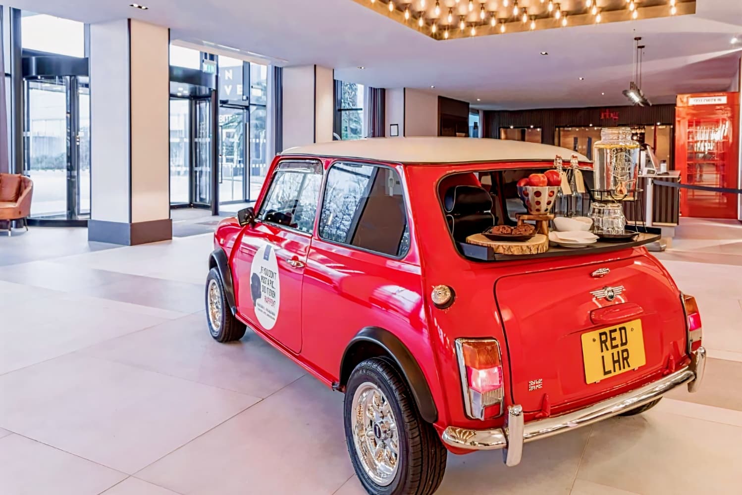 Radisson RED Heathrow