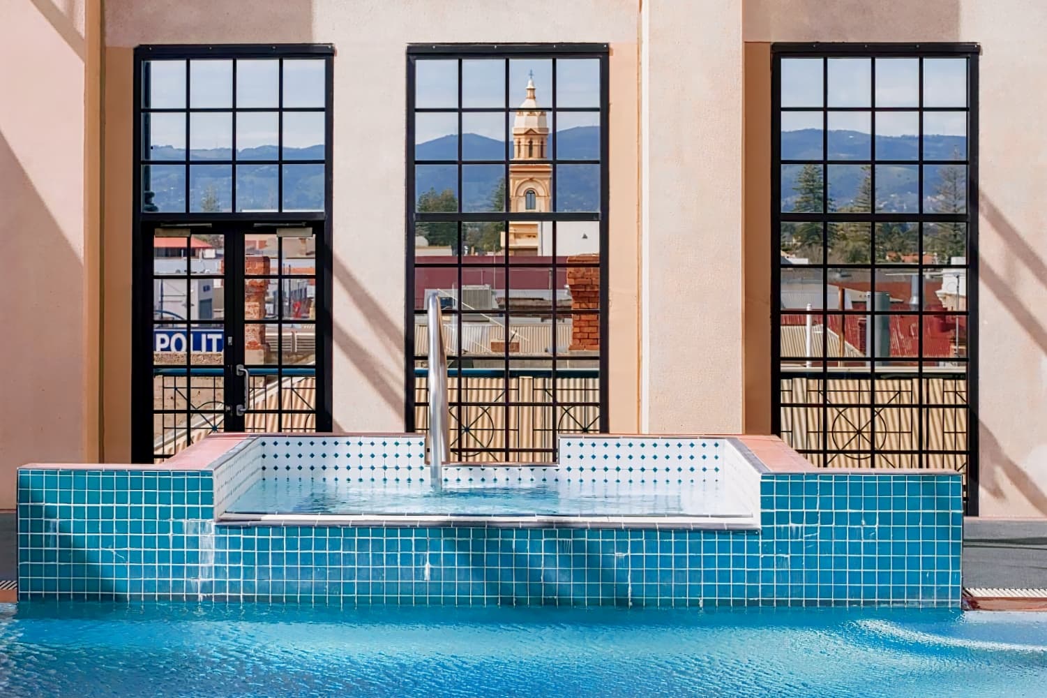 Stamford Grand Adelaide