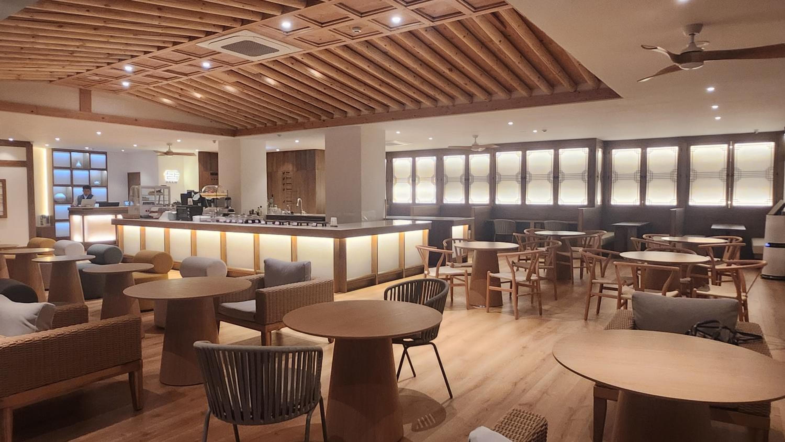 Luxury Hanok Hotel DAAM 한옥 호텔 담