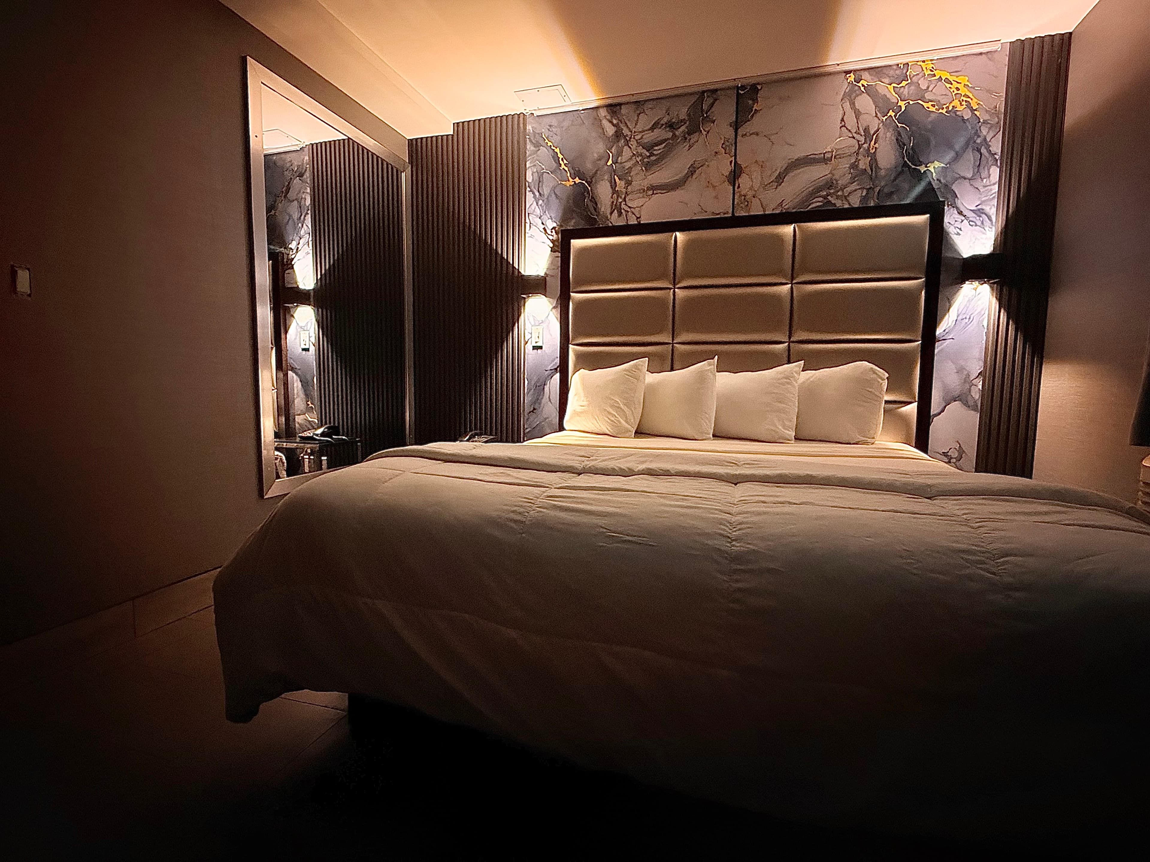 Umbrella Hotel Bronx