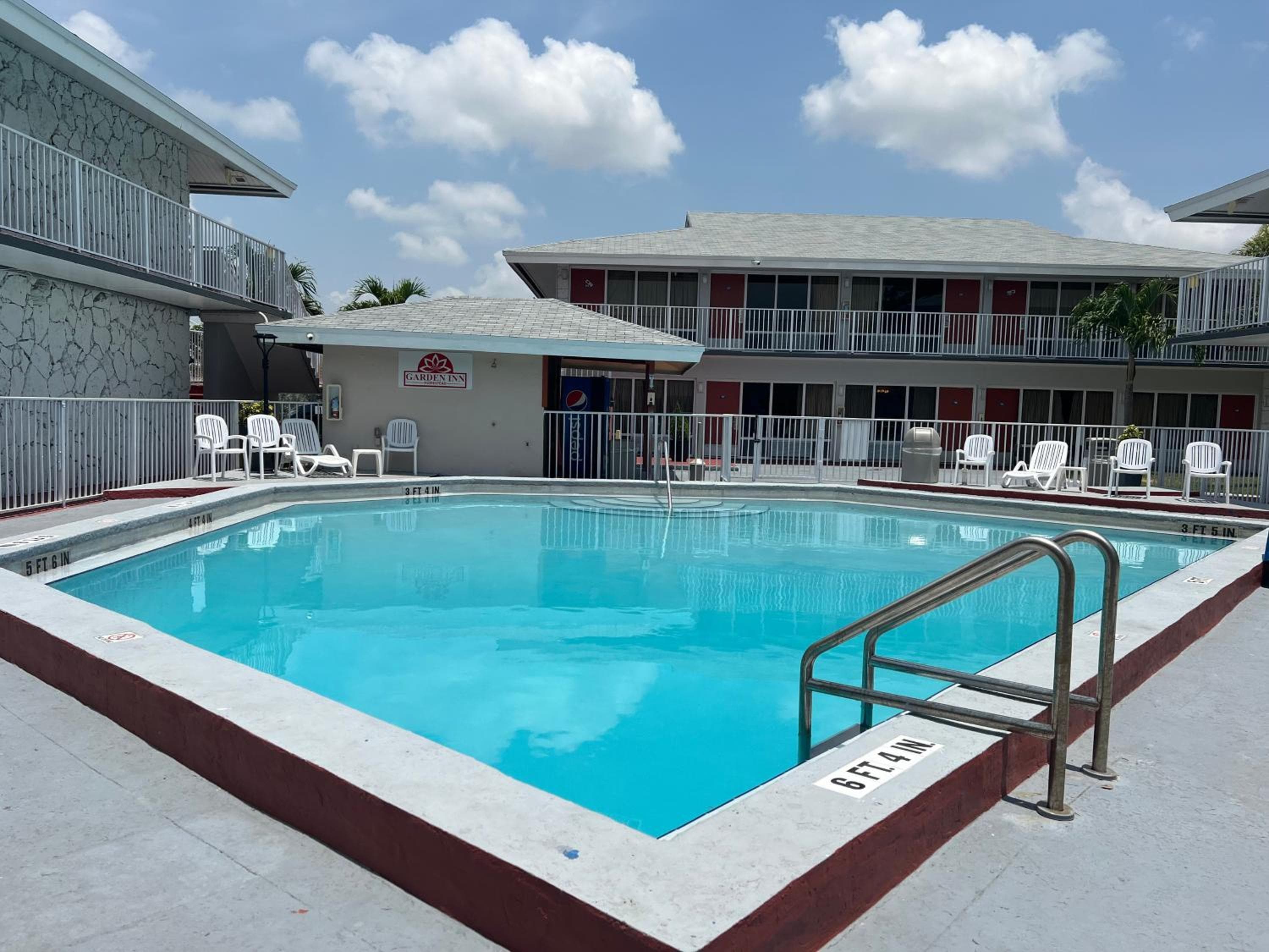 Garden Inn Homestead