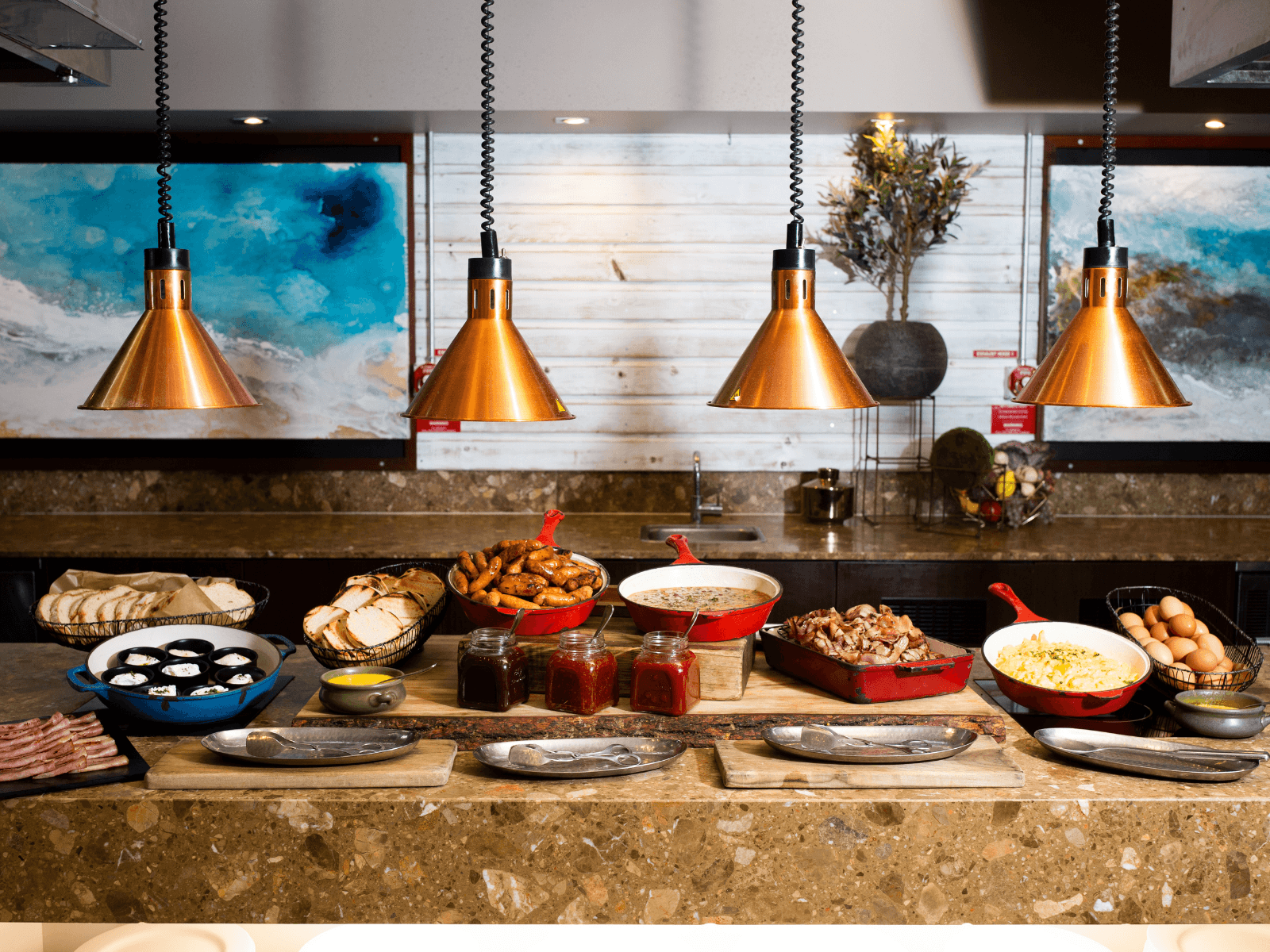 voco Gold Coast by IHG