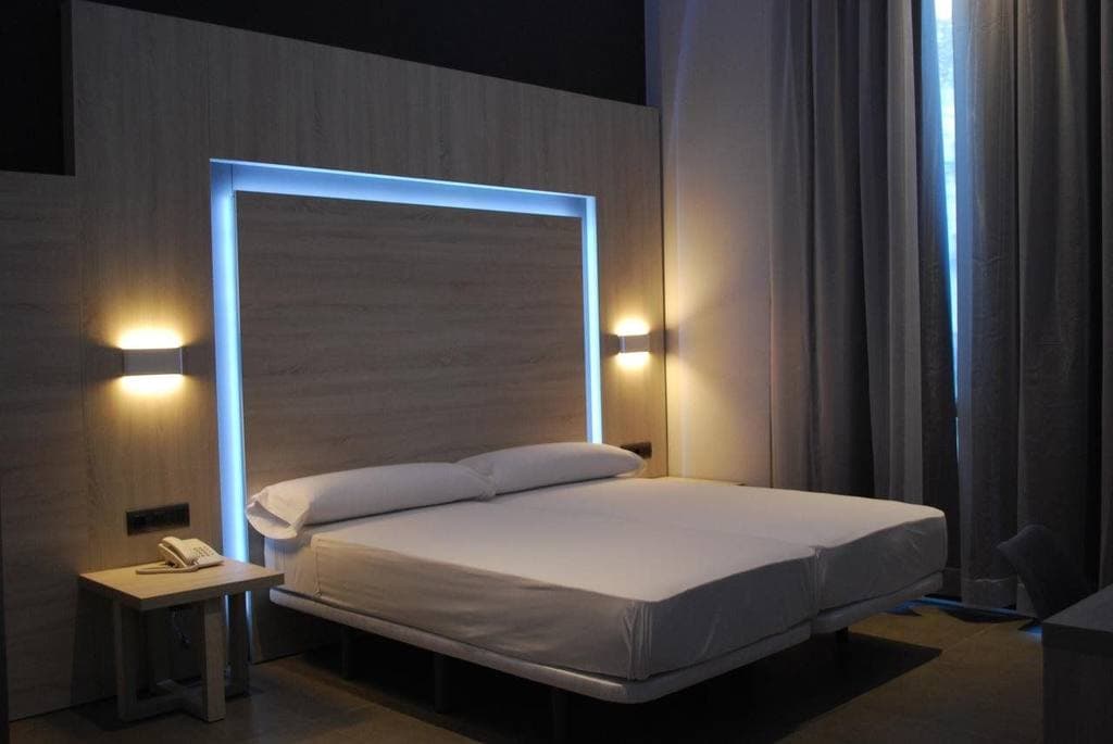 Hostal Plaza Goya  Bcn