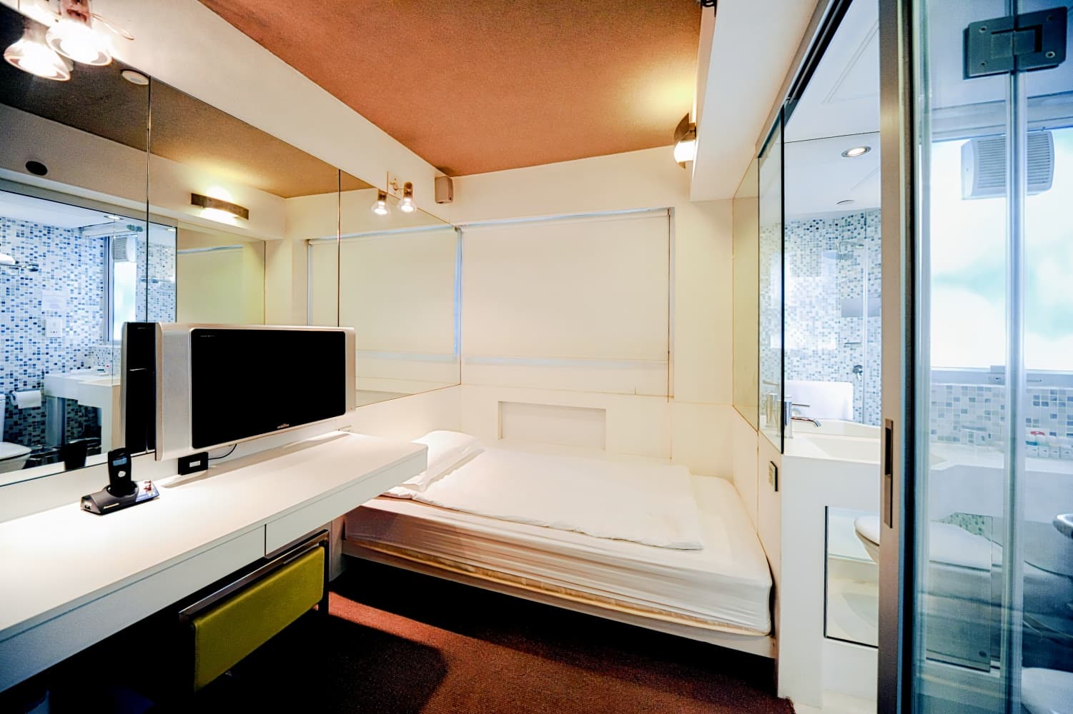 Acesite Knutsford Hotel