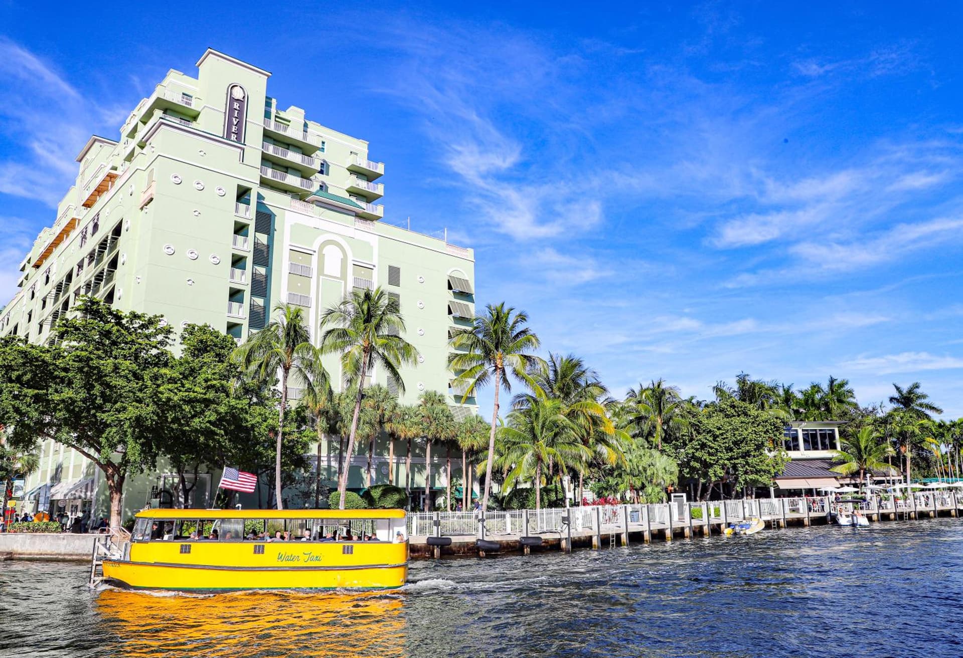 Riverside Hotel