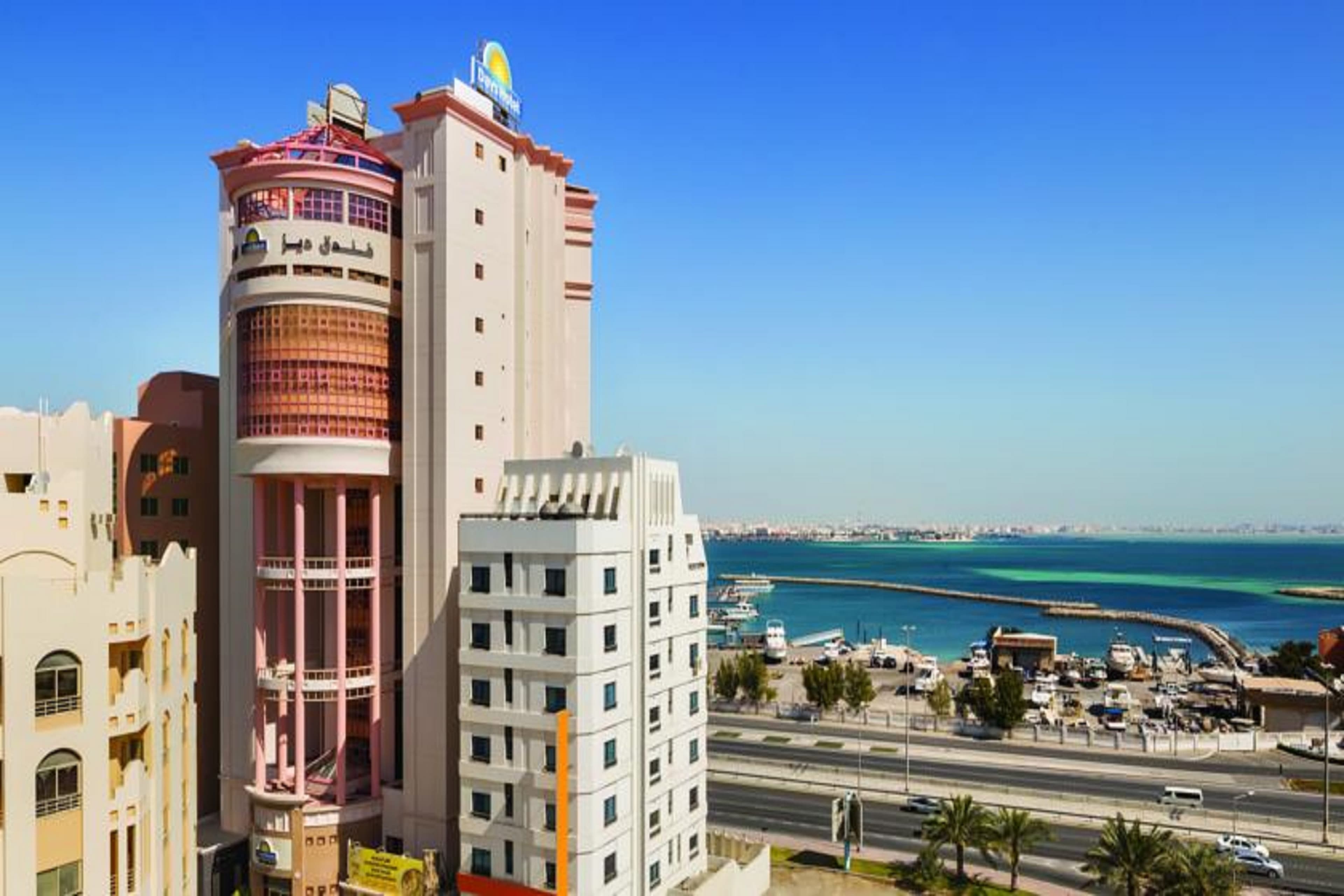 Days Hotel Manama