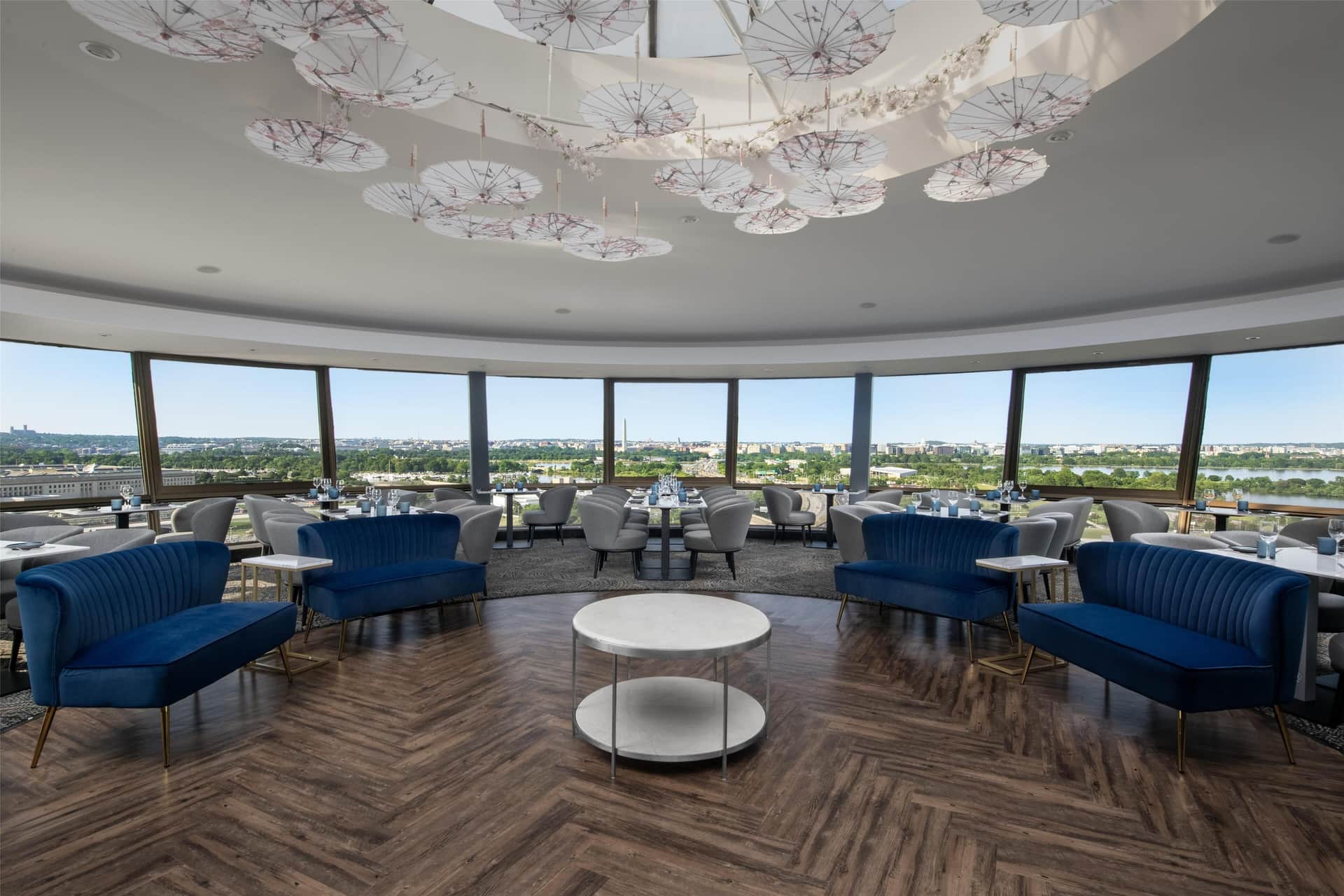 DoubleTree by Hilton Washington DC - Crystal City
