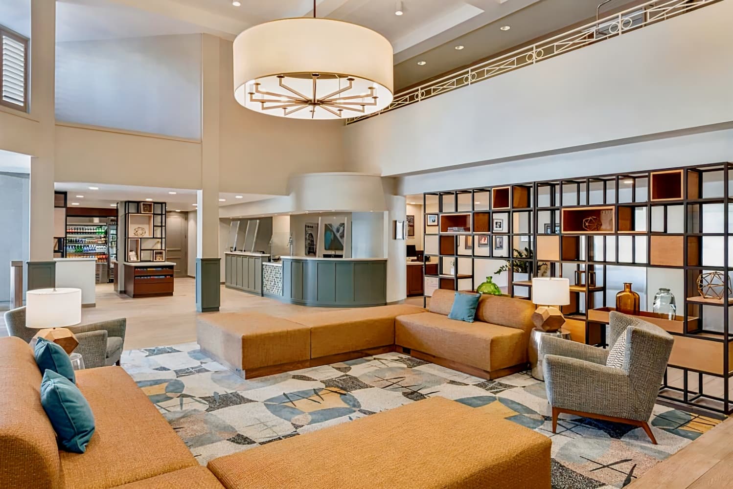 DoubleTree by Hilton Hotel Campbell - Pruneyard Plaza