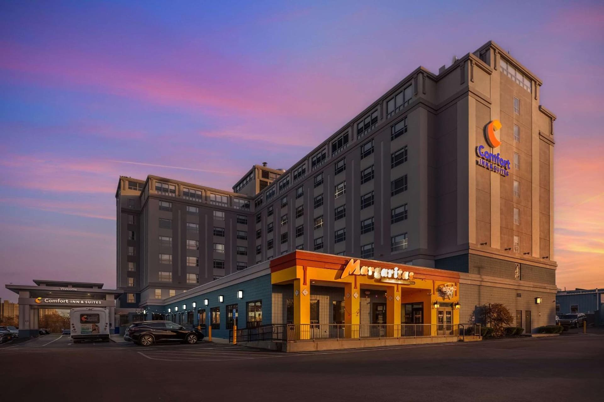 Comfort Inn & Suites Logan International Airport