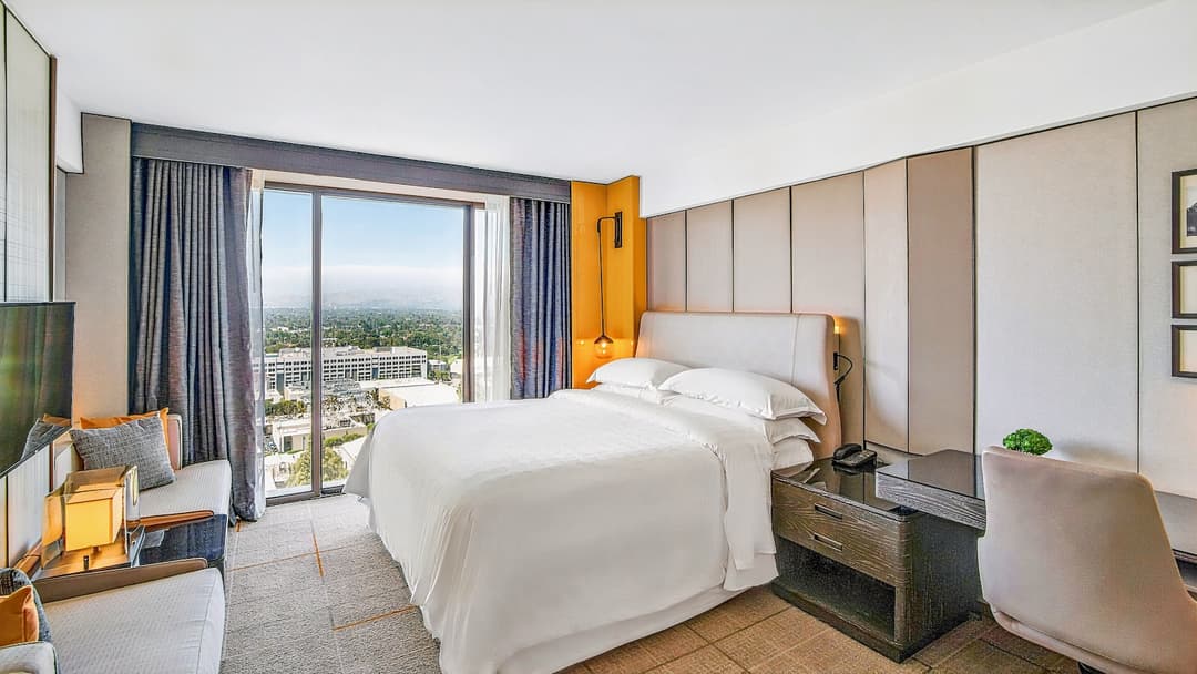 Sheraton Universal Hotel