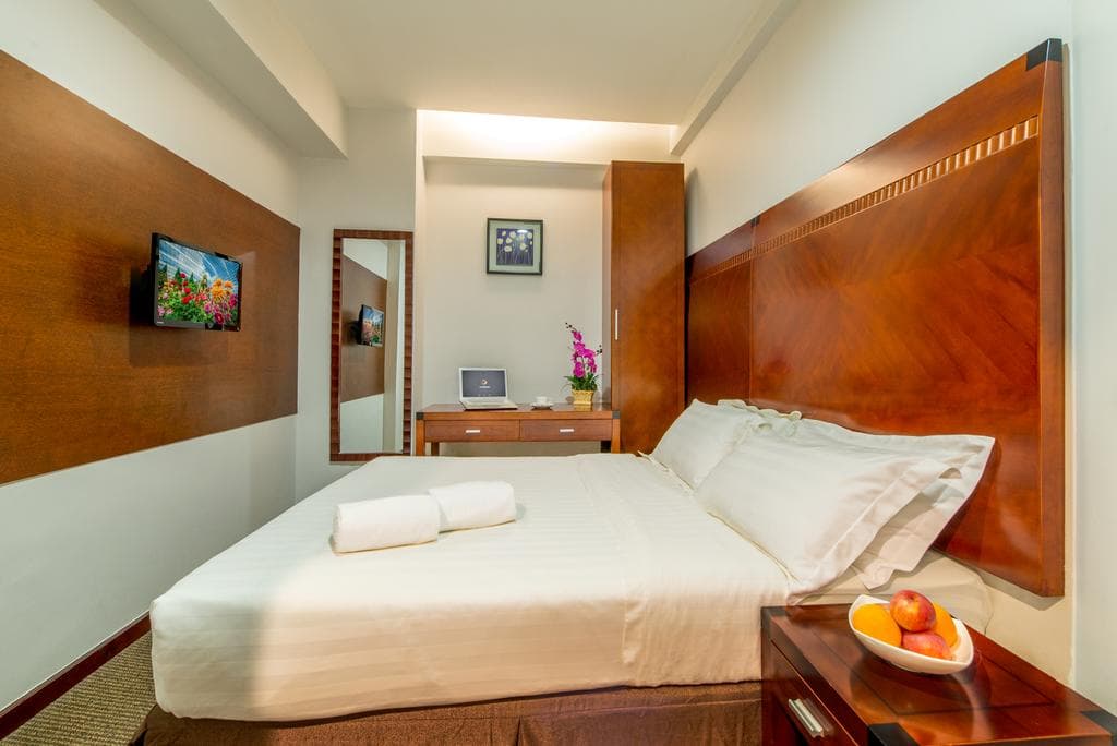 Santa Grand Hotel West Coast