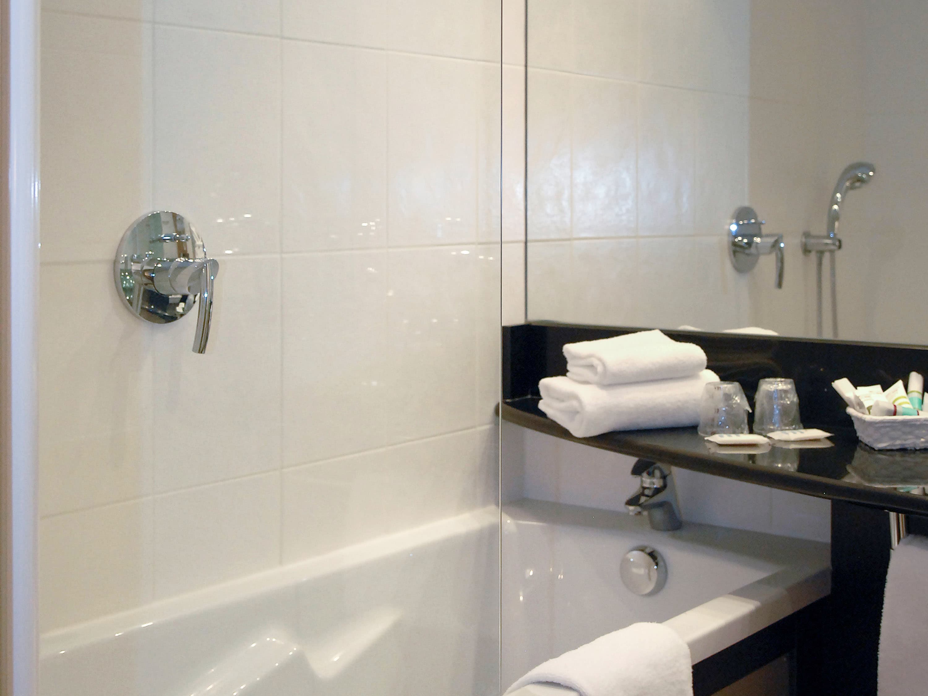 Mercure Caen Centre Port de Plaisance Hotel