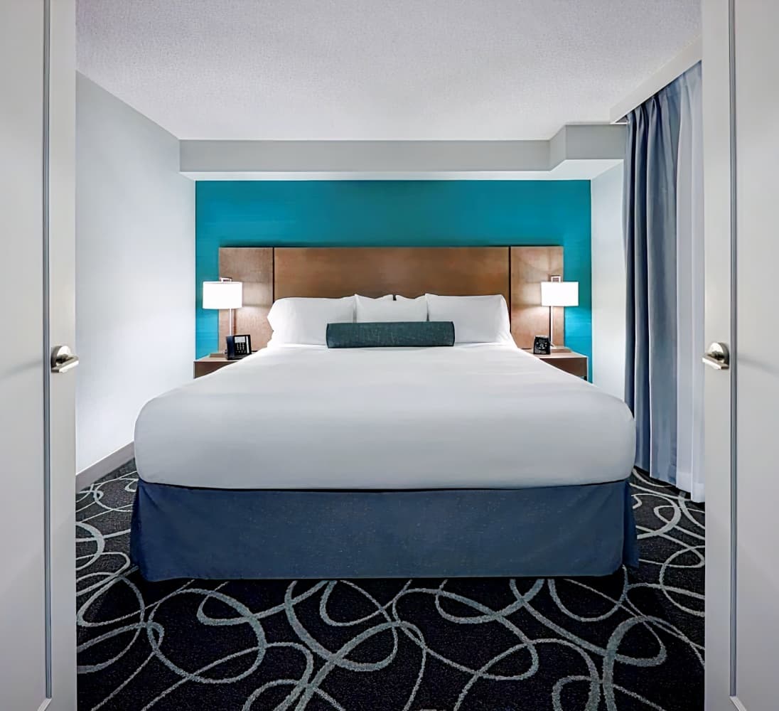 Radisson Suite Hotel Toronto Airport