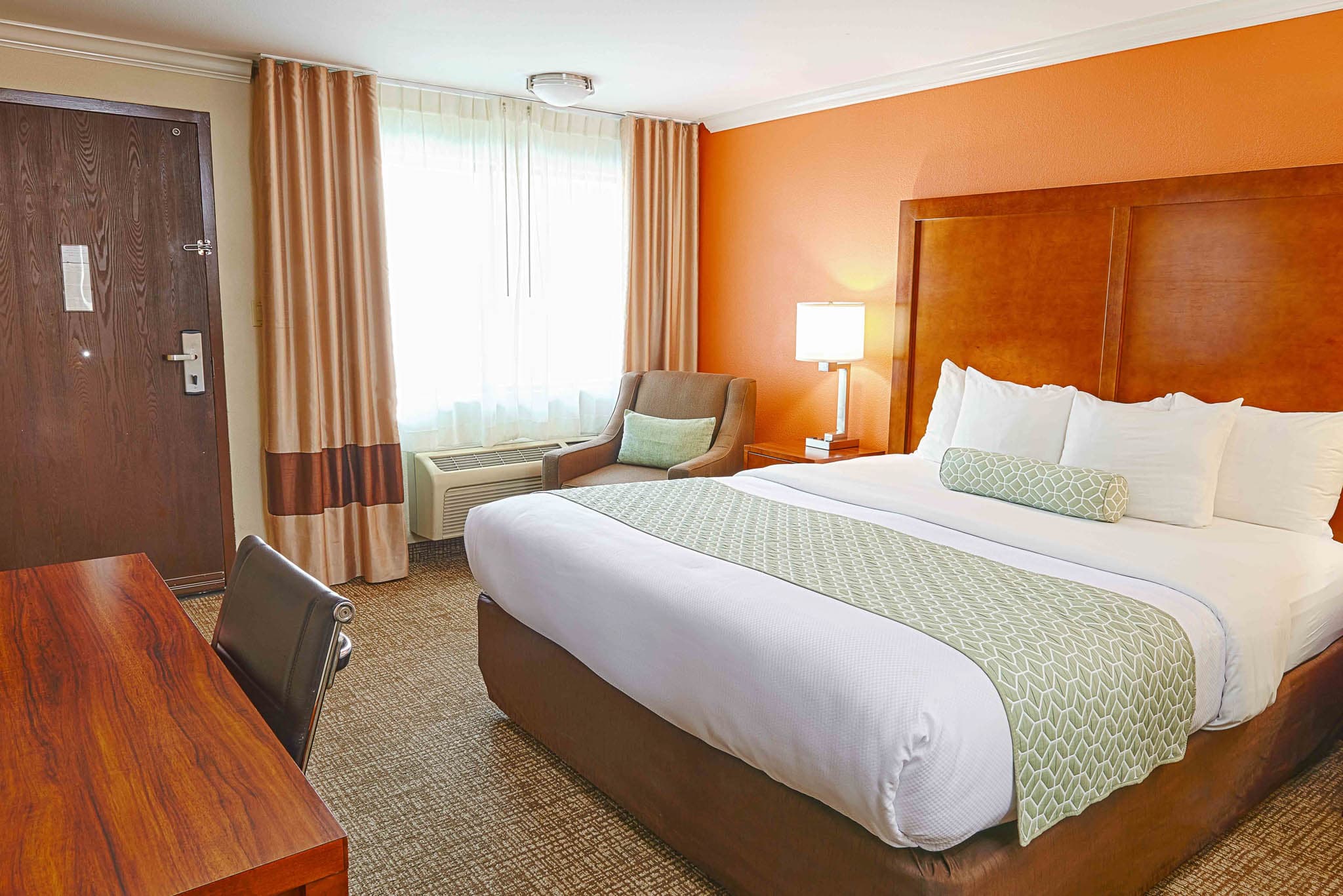 The Hills Inn Eagle Rock - Near Old Town Pasadena