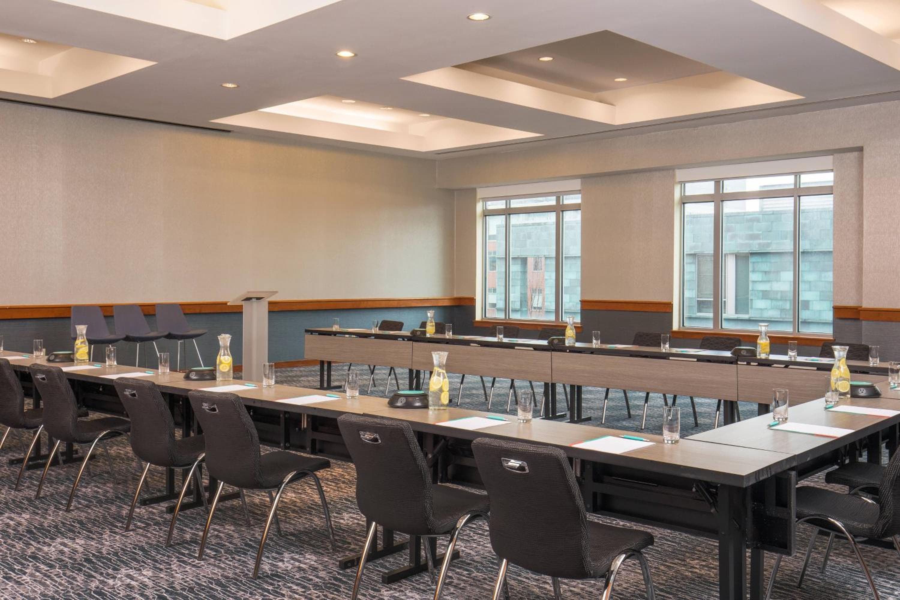 Le Meridien Boston Cambridge