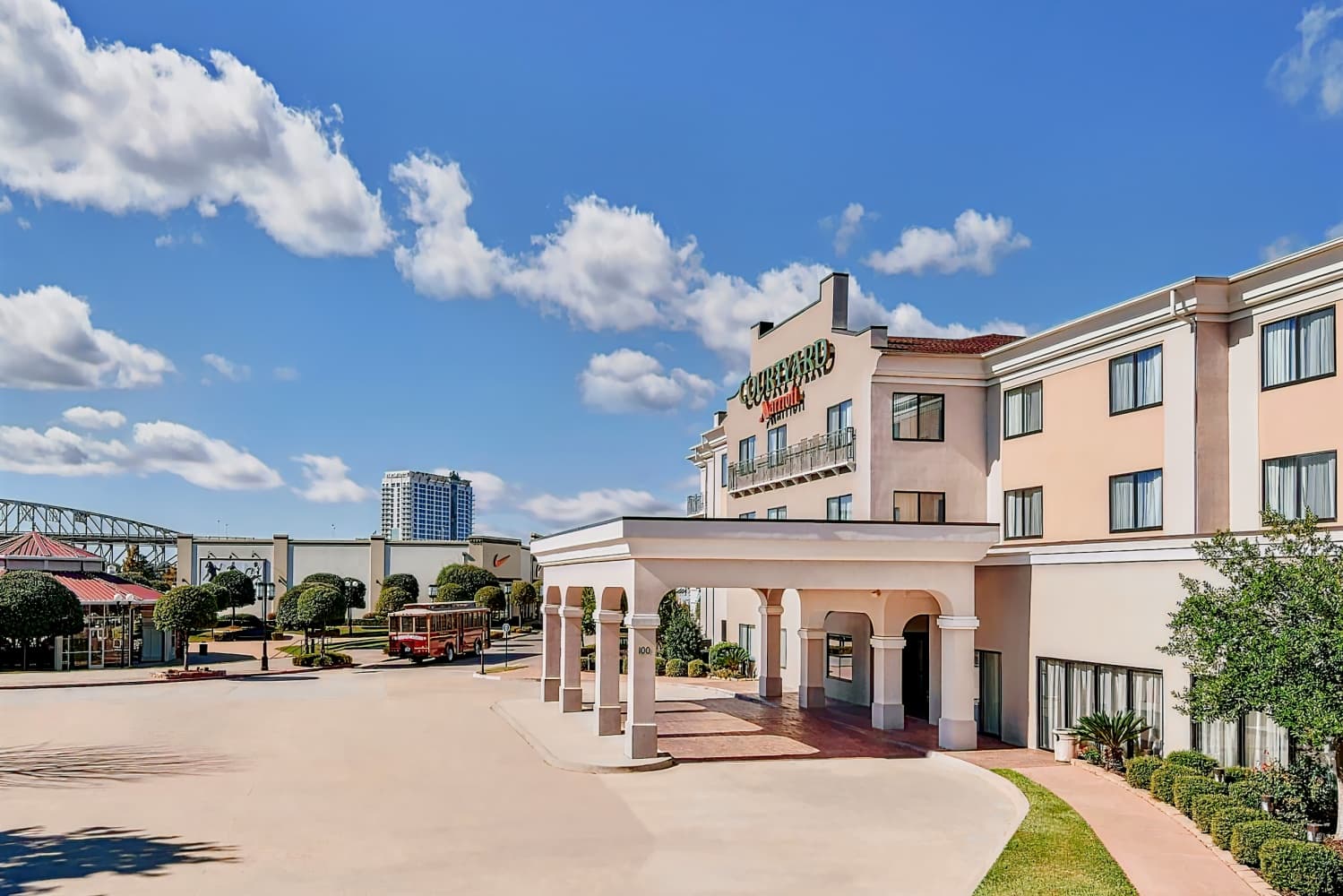 Courtyard Shreveport Bossier City Louisiana Boardwalk