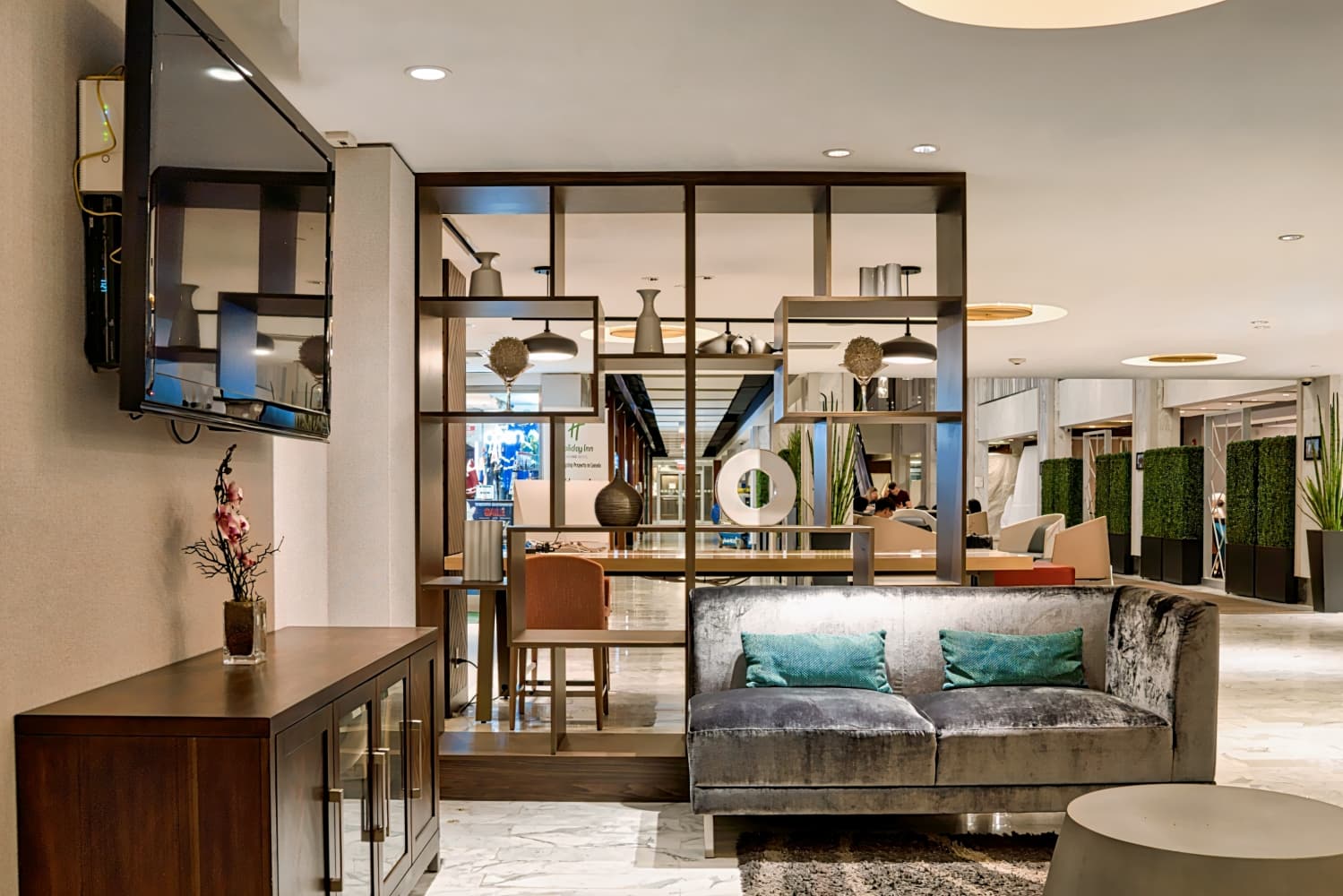 Holiday Inn Toronto Downtown Centre, an IHG Hotel