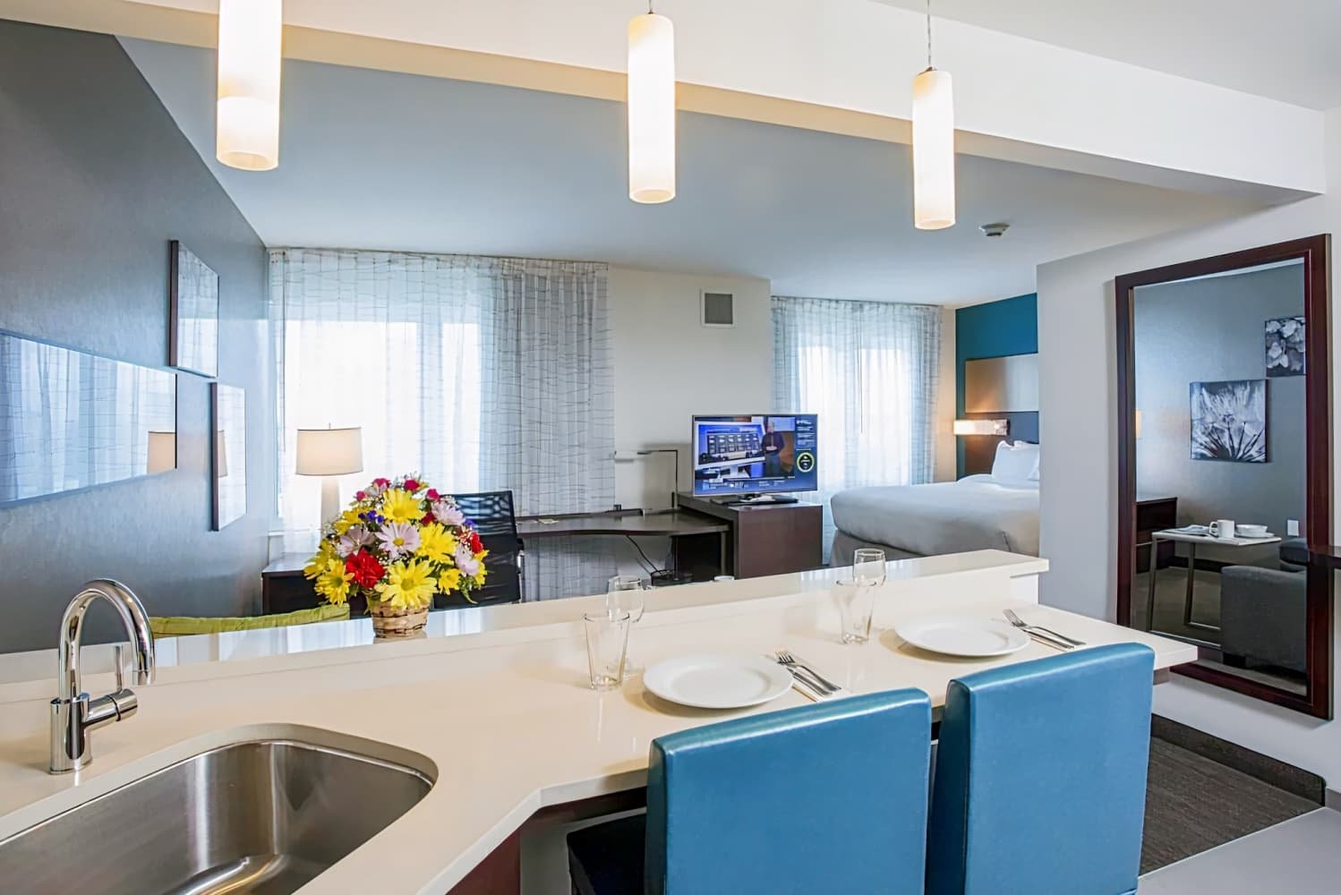 Residence Inn by Marriott The Bronx at Metro Center Atrium