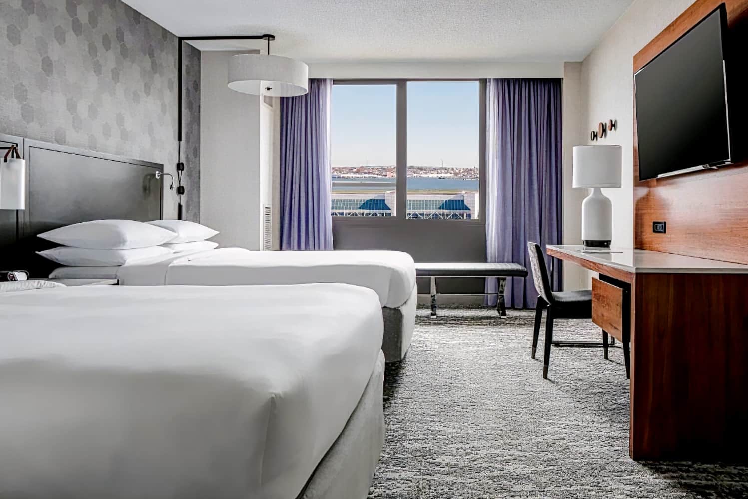 NewYork La Guardia Airport Marriott