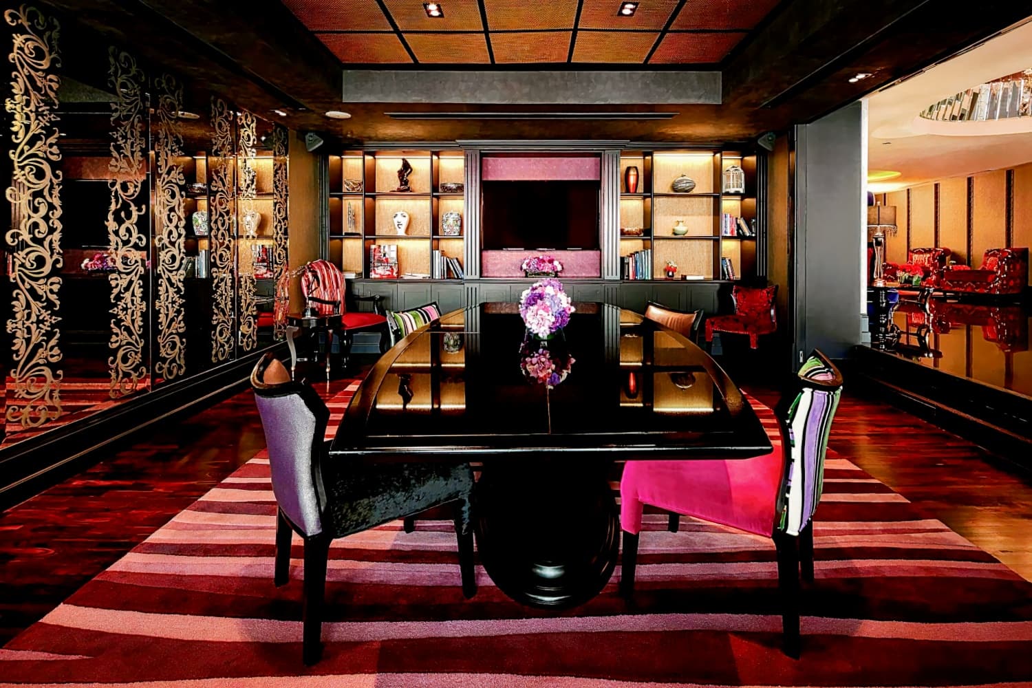 The Scarlet Singapore