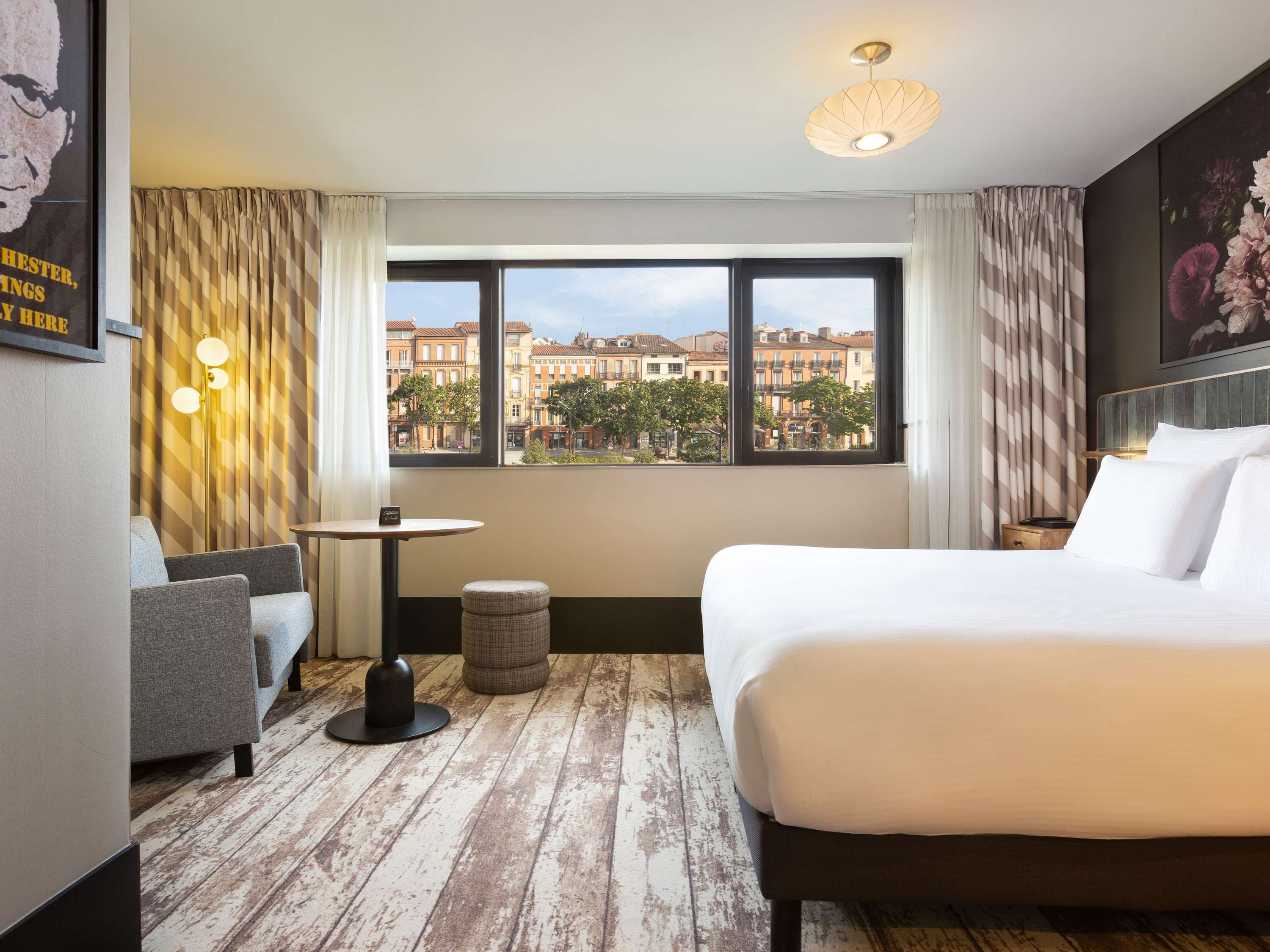 Les Capitouls Toulouse Ctre Handwritten Collection