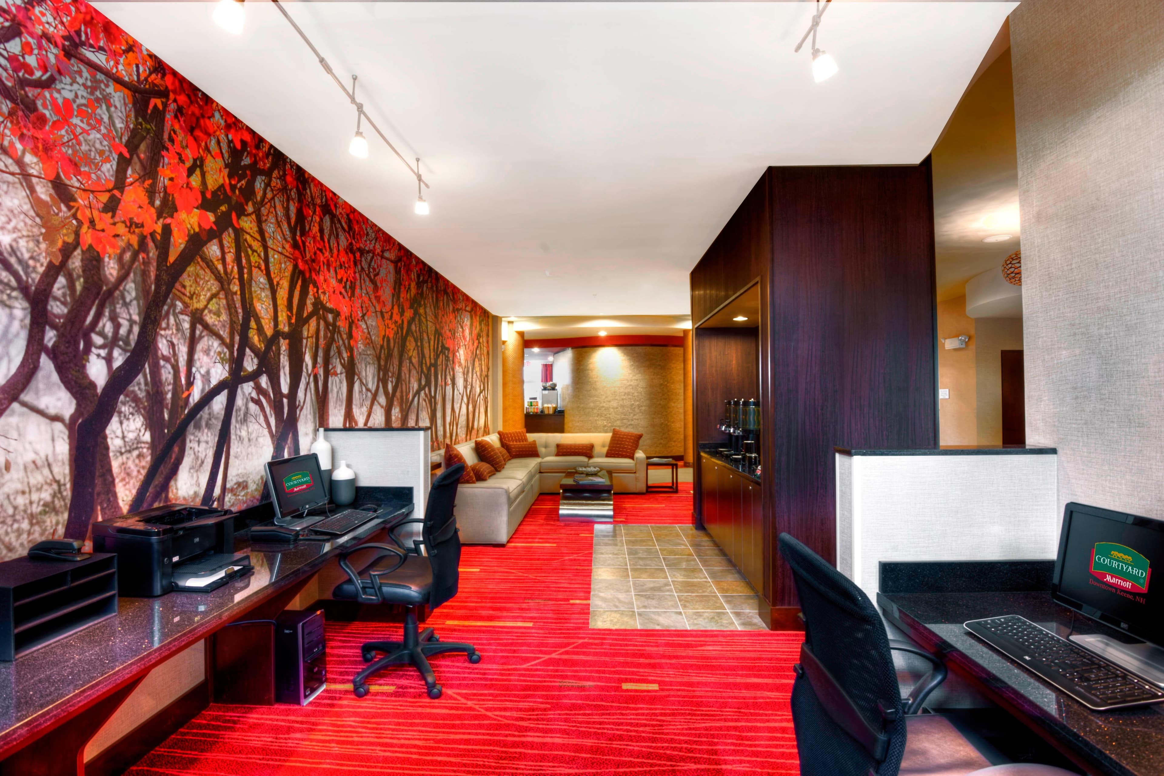 Courtyard Keene Downtown