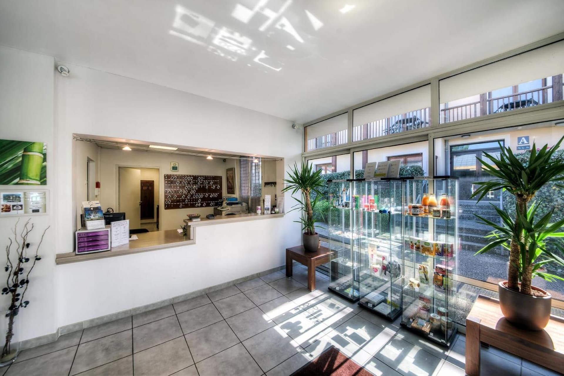 Zenitude Hôtel-Résidences l'Acacia Lourdes