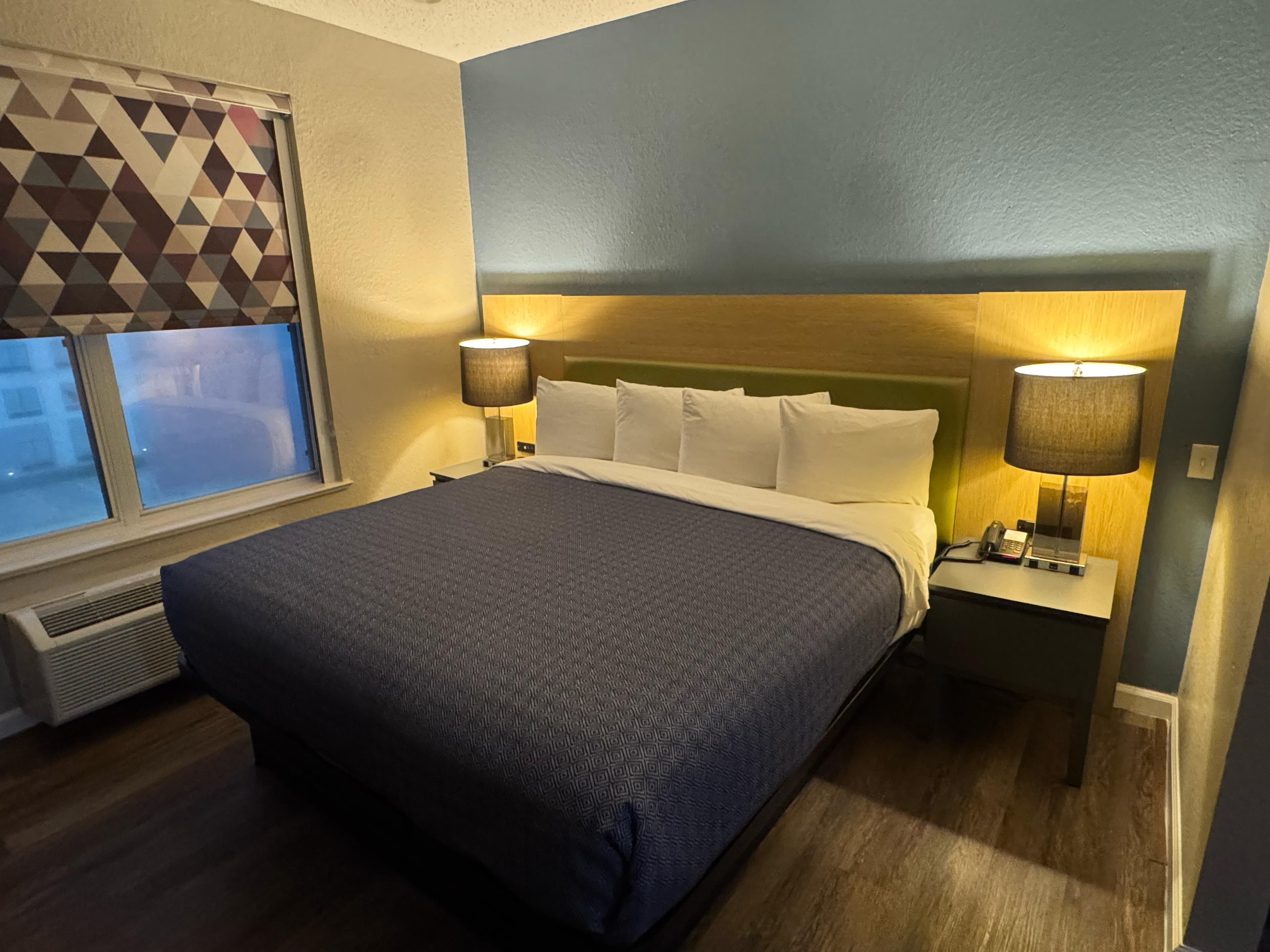 Sonesta Essential IAH Airport JFK Boulevard - Newly Renovated