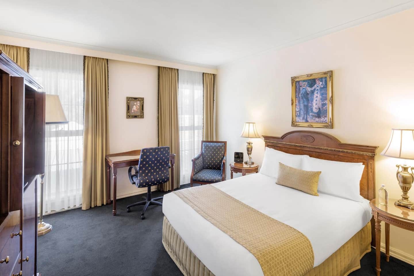 Canterbury International Hotel