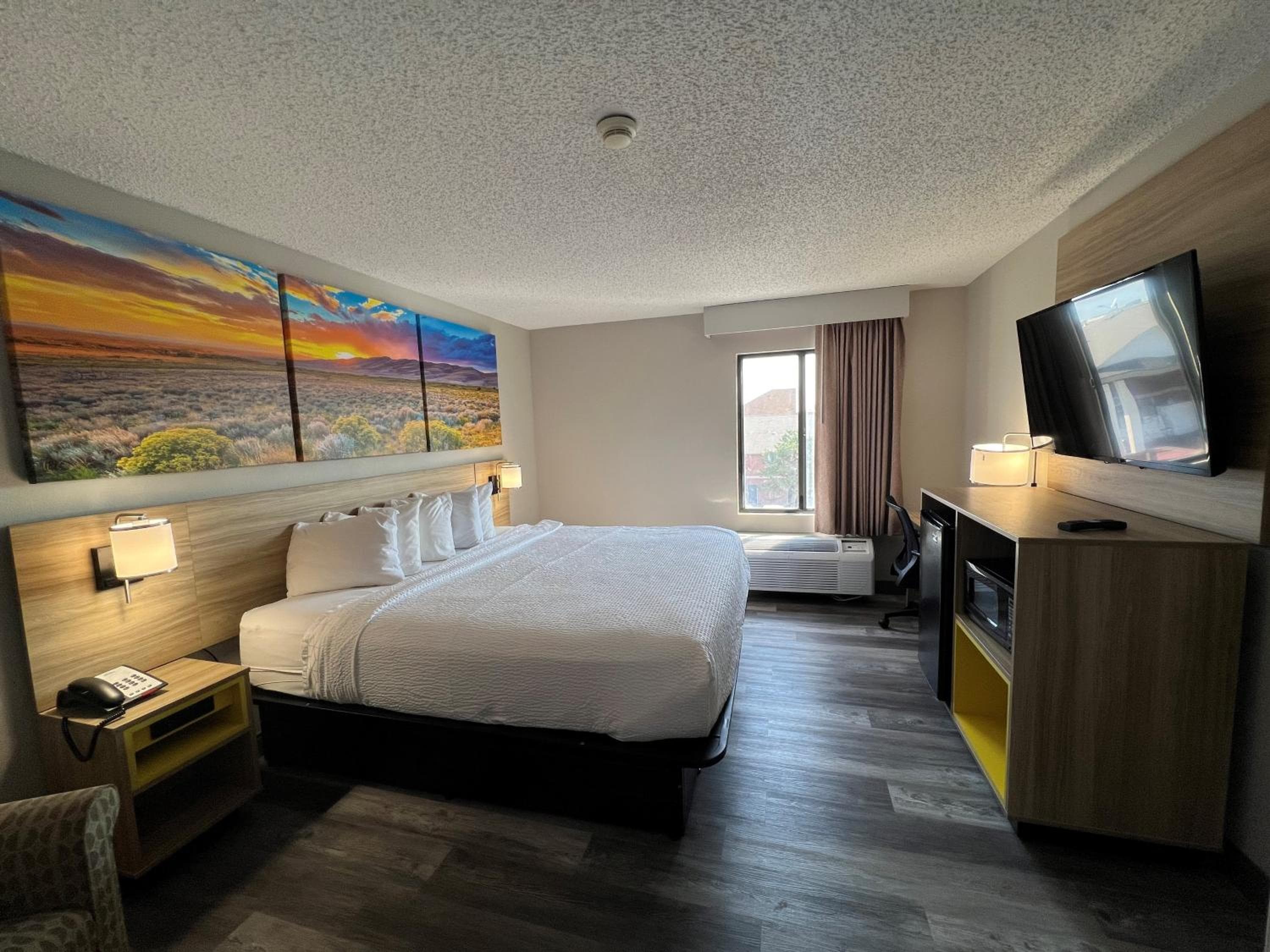 Days Inn by Wyndham Tulsa Central