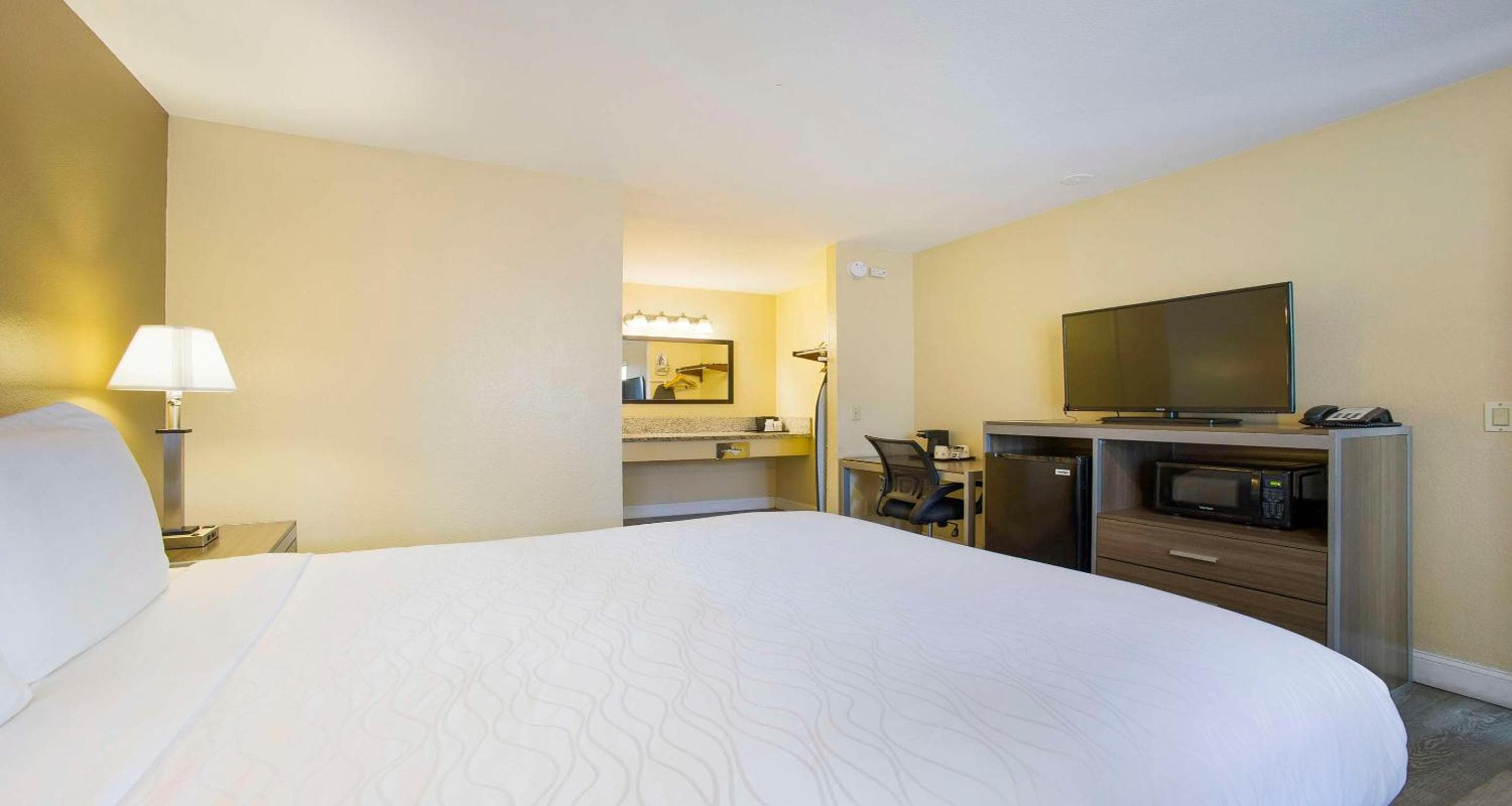 SureStay Plus by Best Western Sacramento North