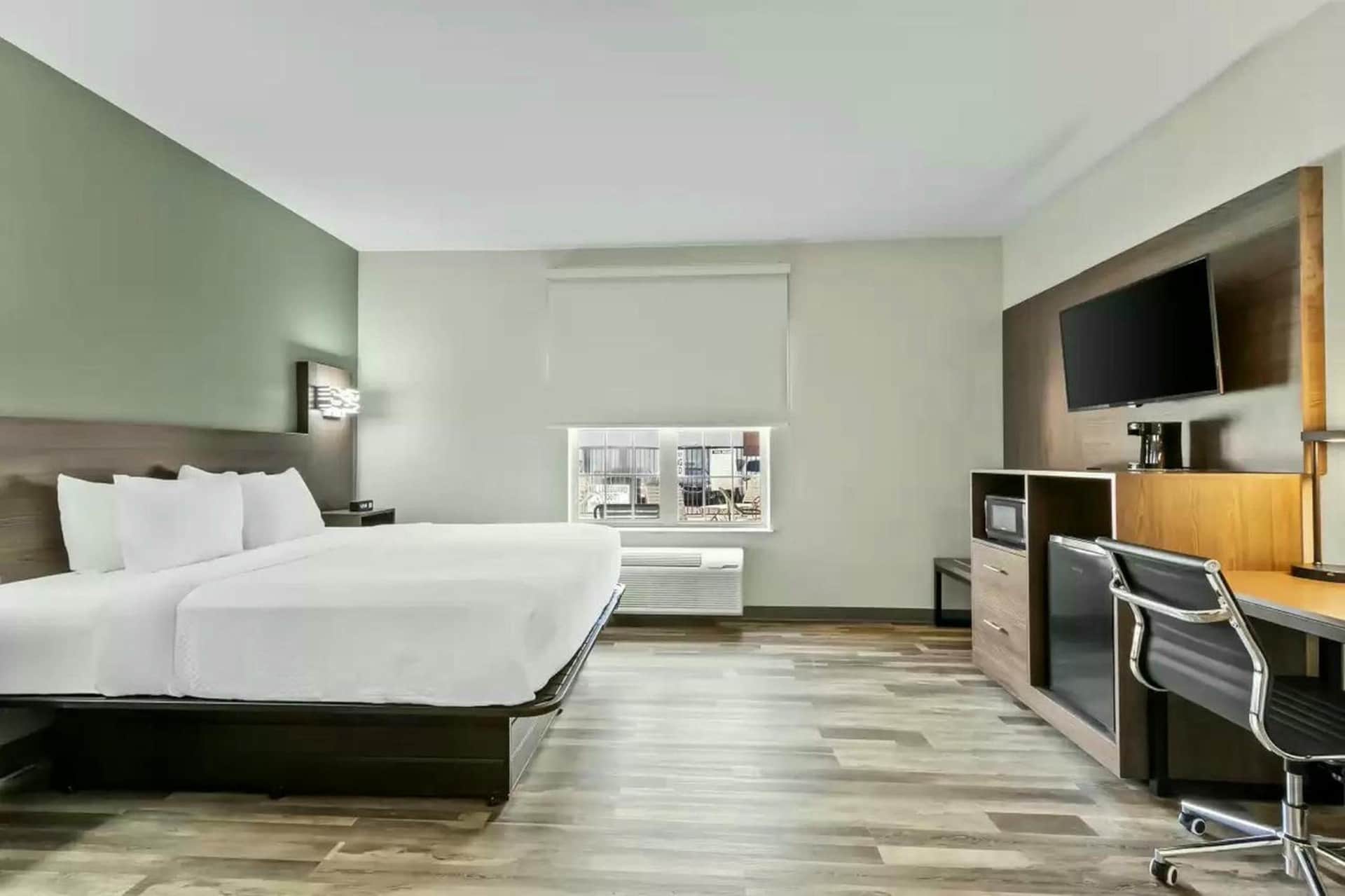 Quality Inn & Suites Columbia Harbison