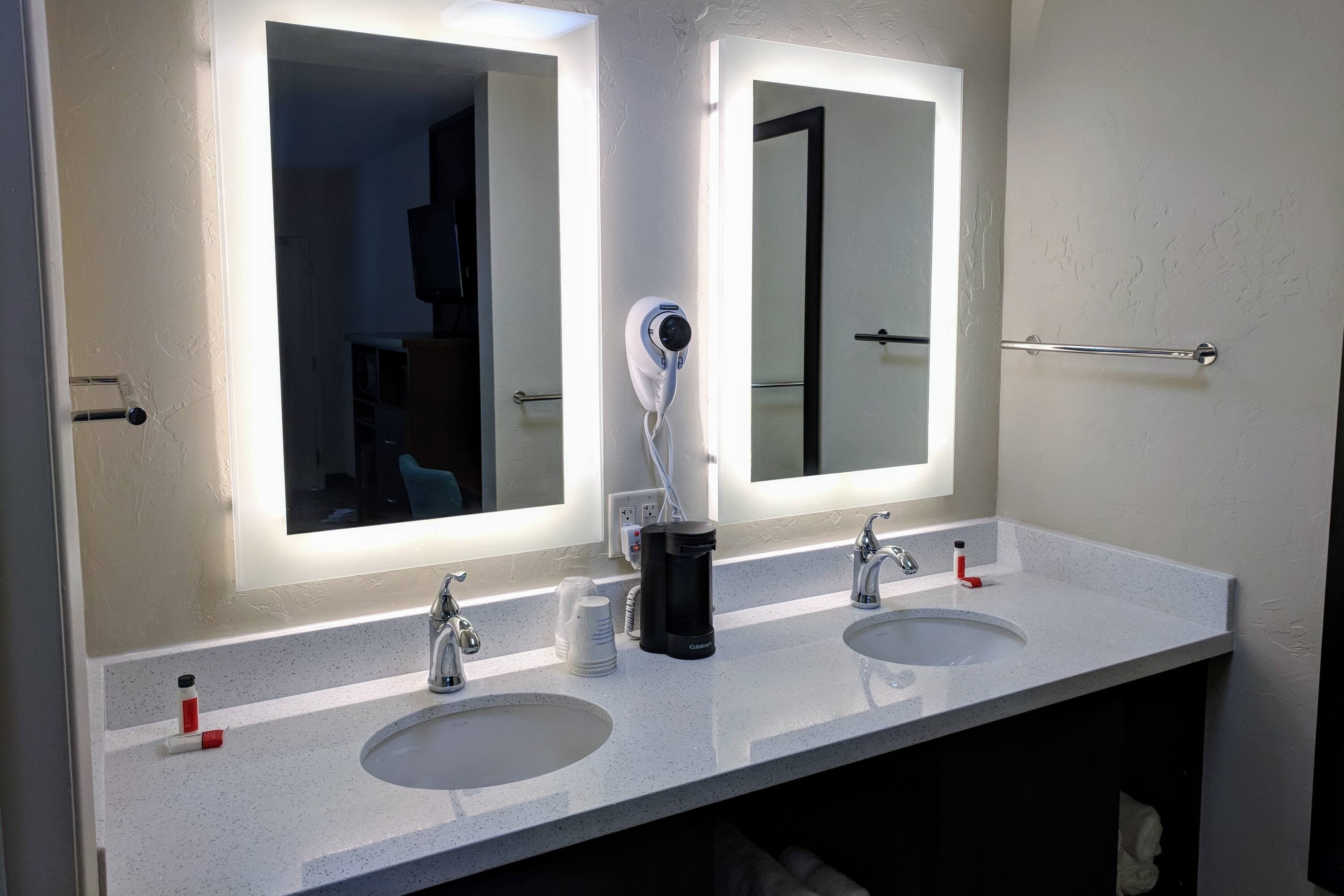 Days Inn by Wyndham Prescott