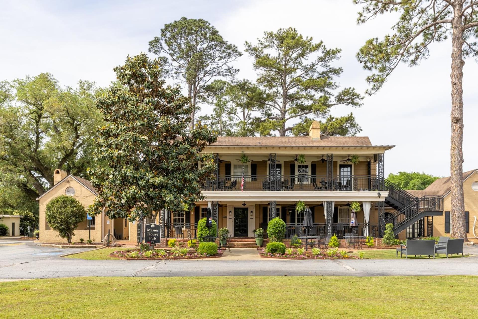 Merry Acres Inn