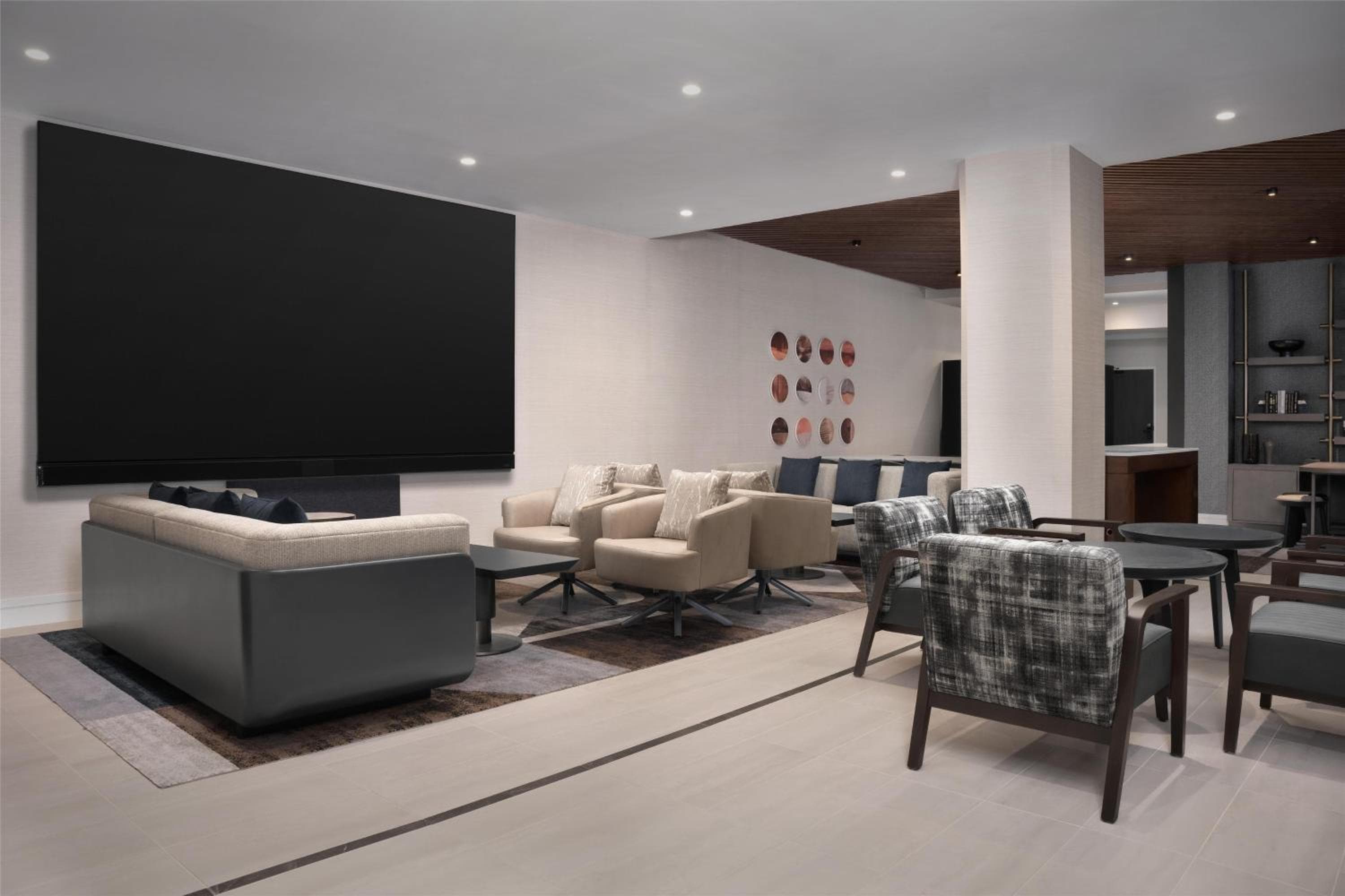 Hilton Arlington National Landing