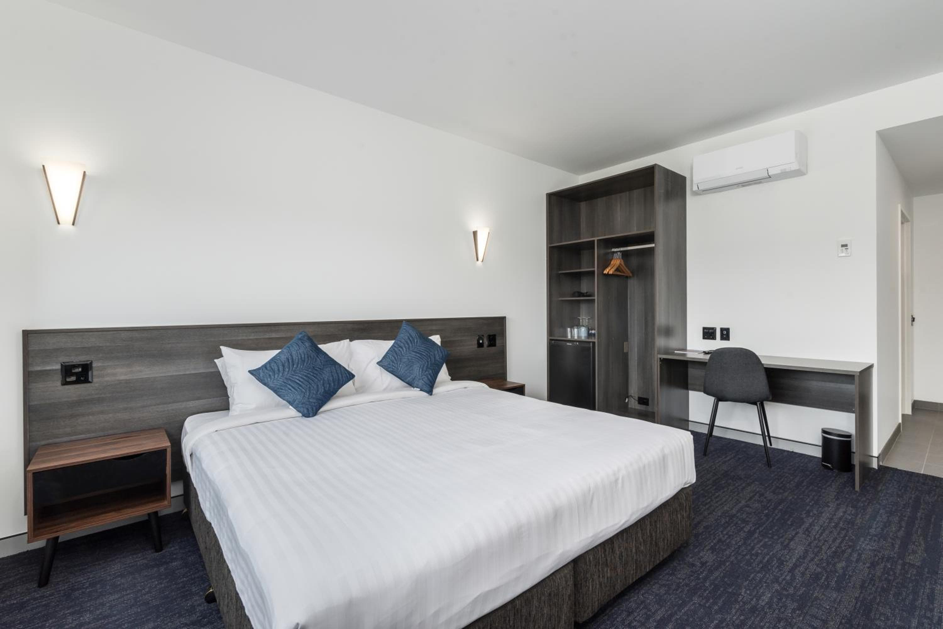 Thornton Executive Hotel