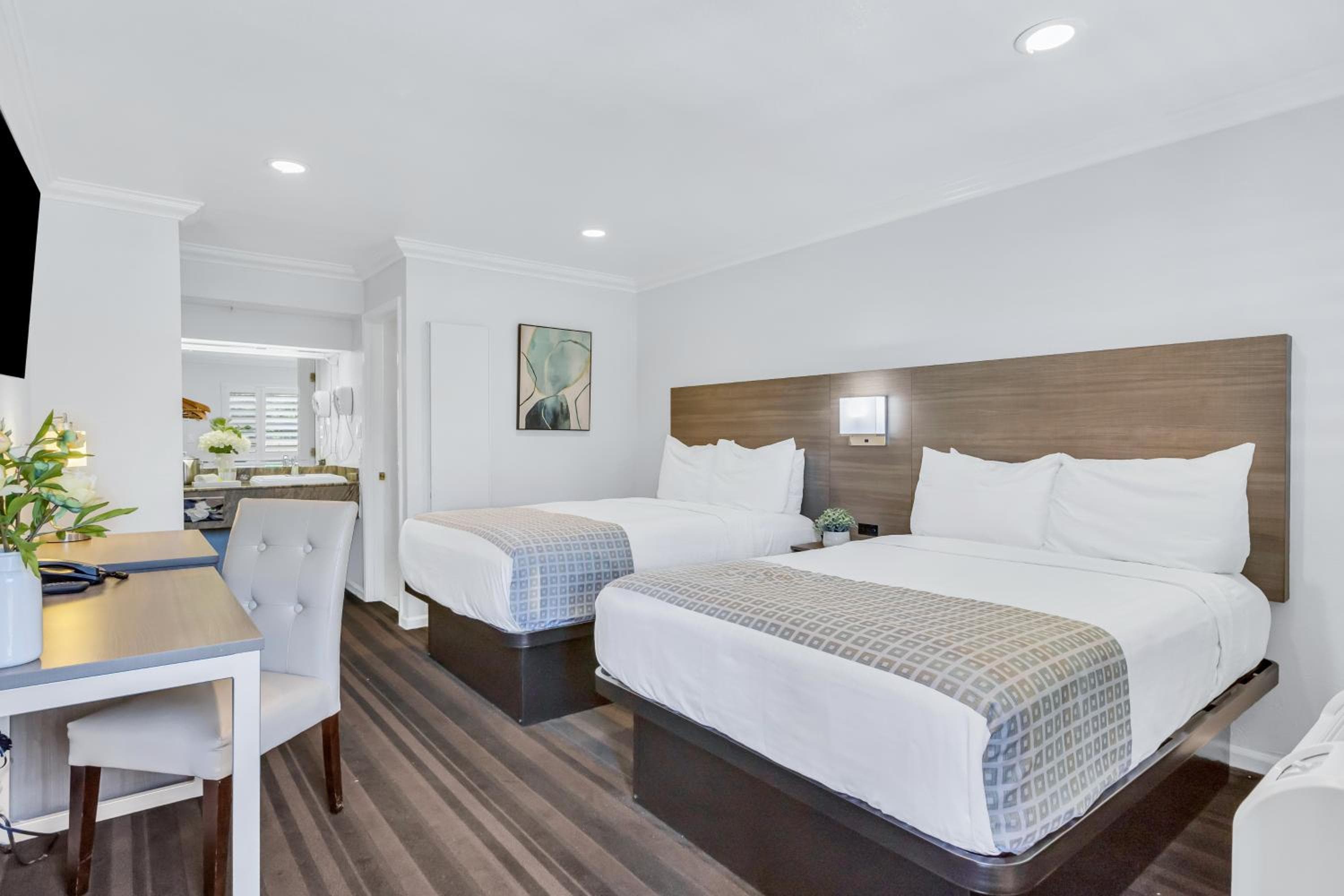 Napa Valley Hotel and Suites