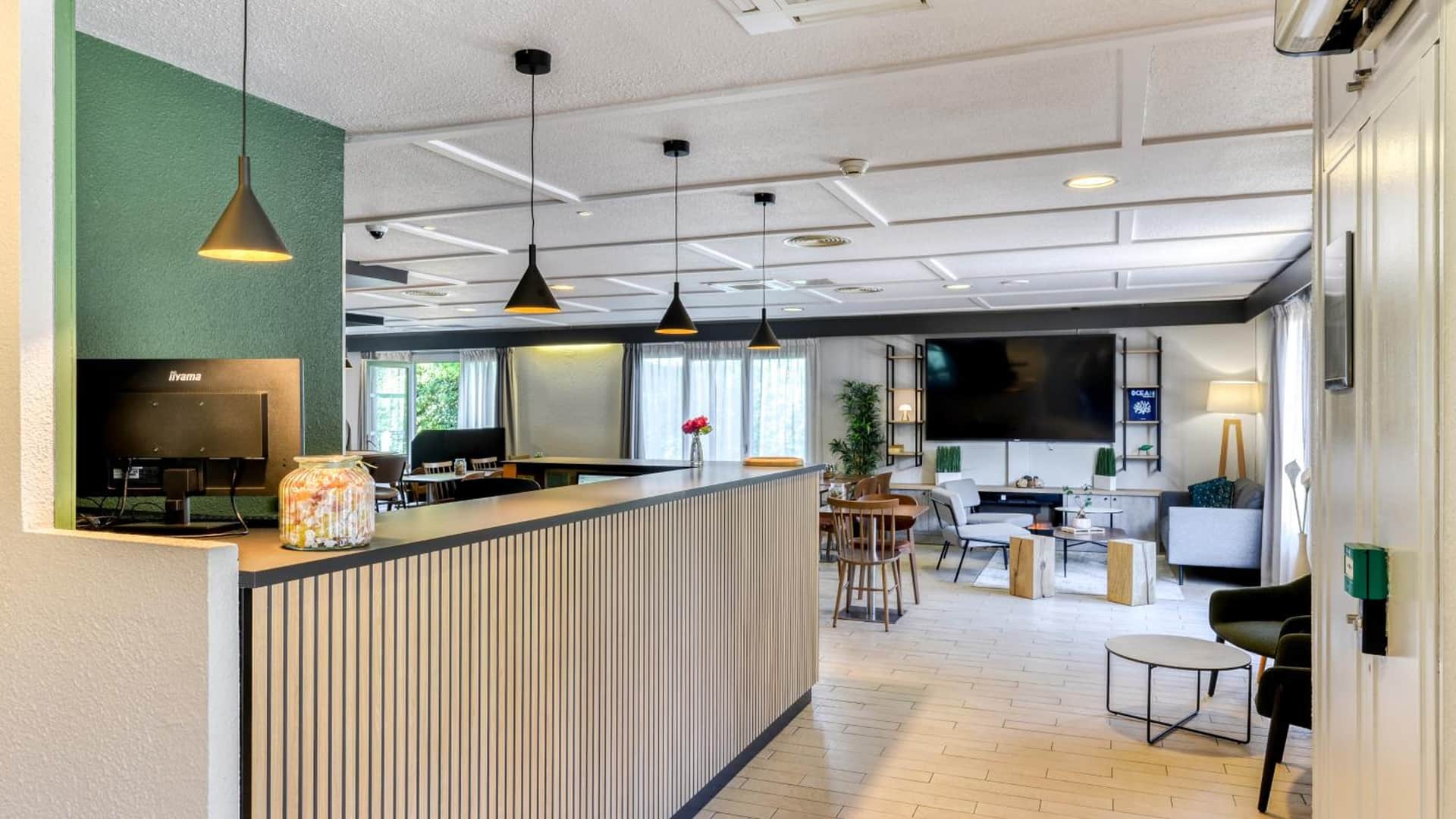Campanile NATURE - Paris Ouest Gennevilliers Port