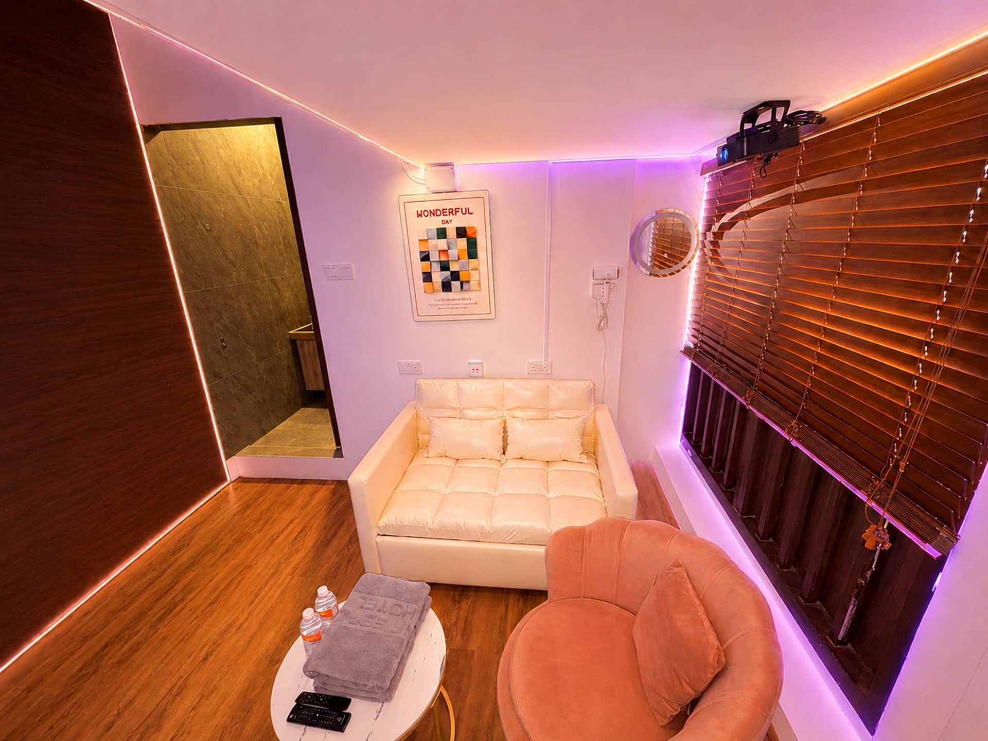 Bugis Social