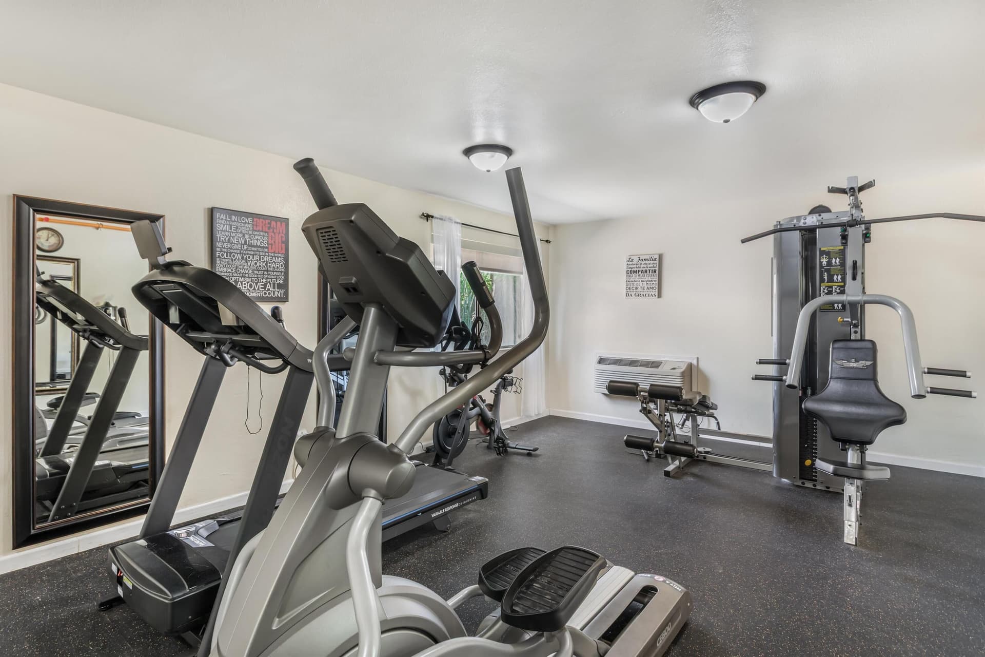 Best Western Plus Sonora Oaks Hotel & Conference Center