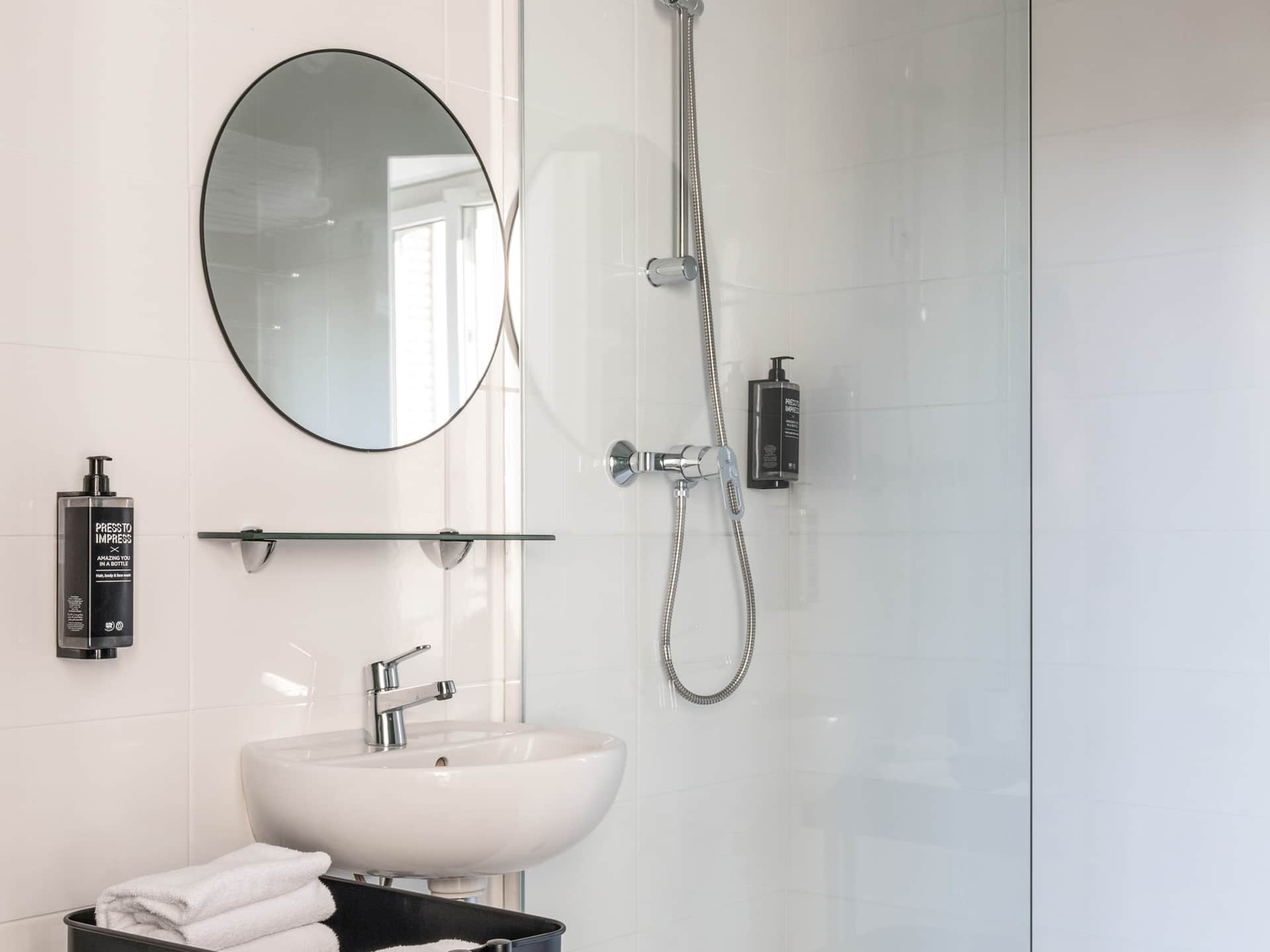 ibis Styles Asnieres Centre