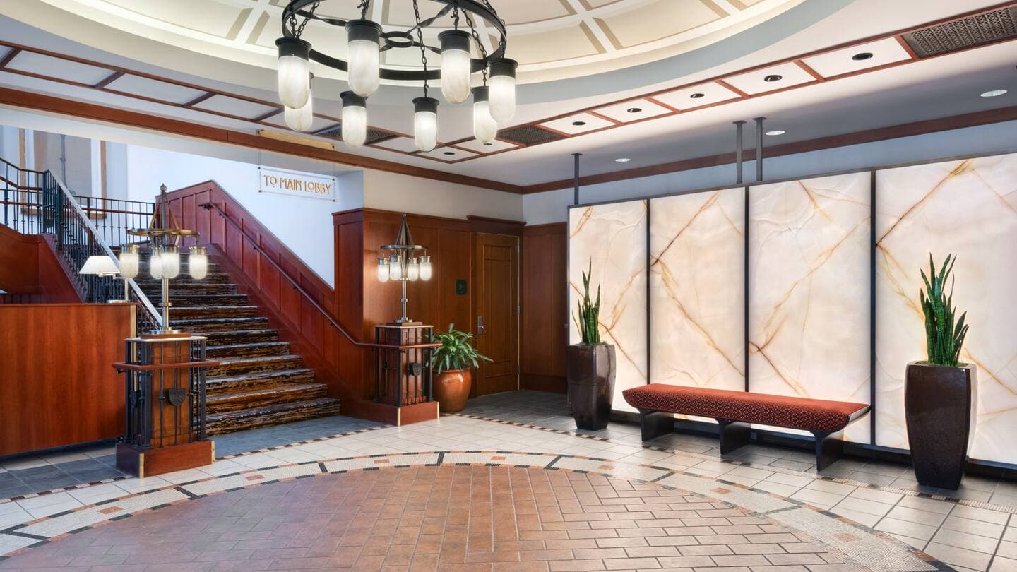 The Inn at Penn, A Hilton Hotel